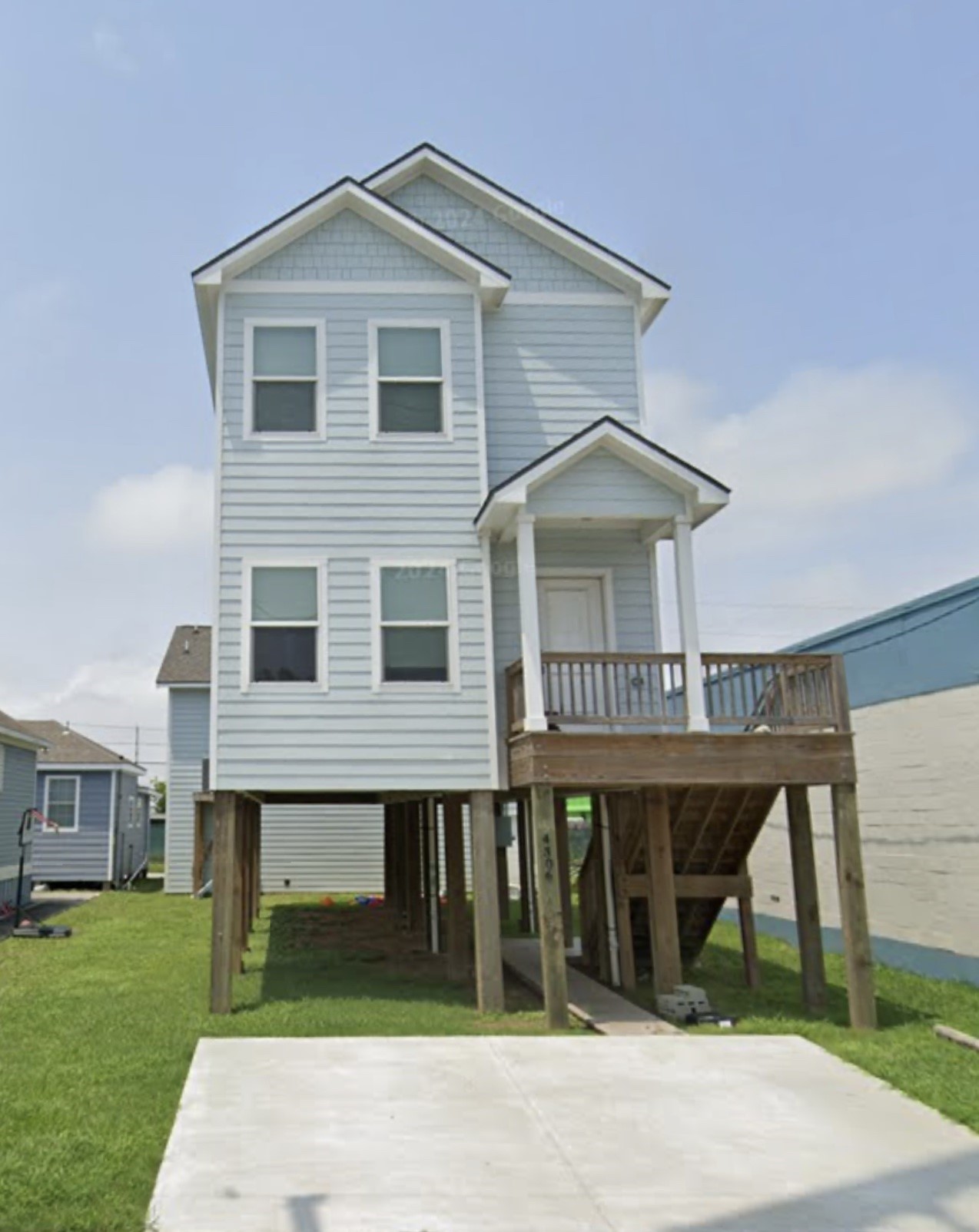 4306 Ball Street Front Property Photo 1