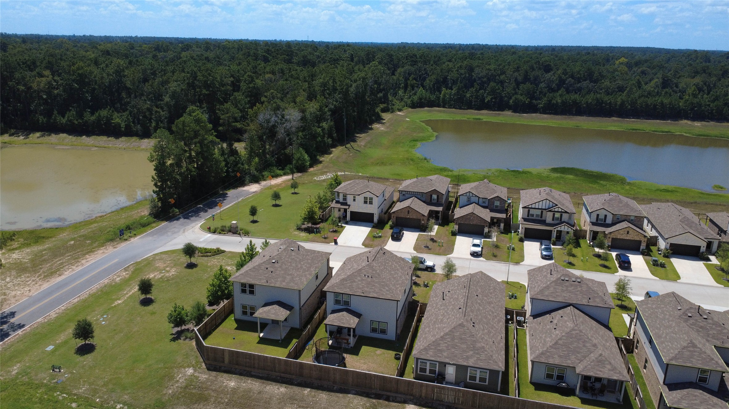 7807 Alset Drive Property Photo 3