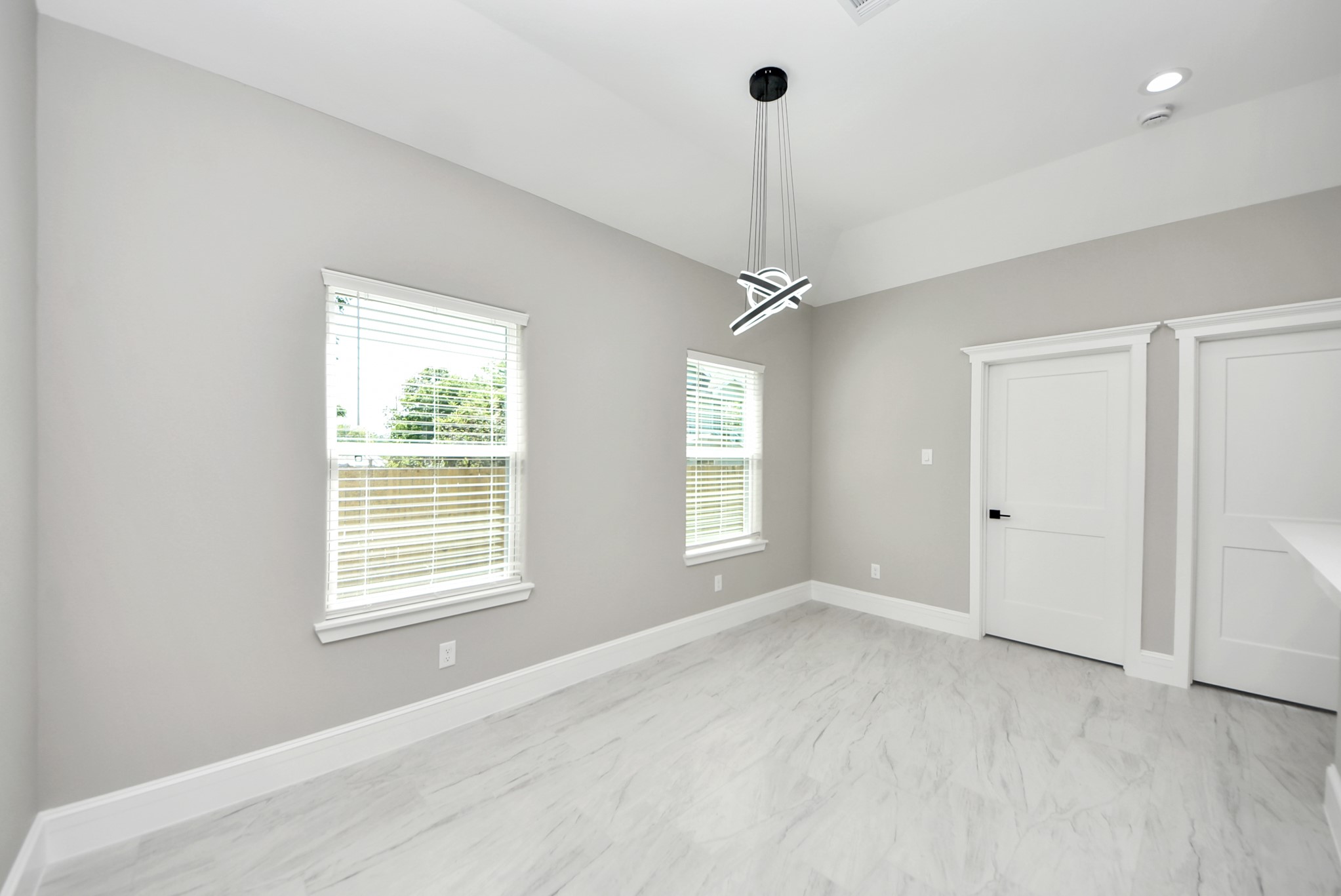 608 Miriam Street Property Photo 5