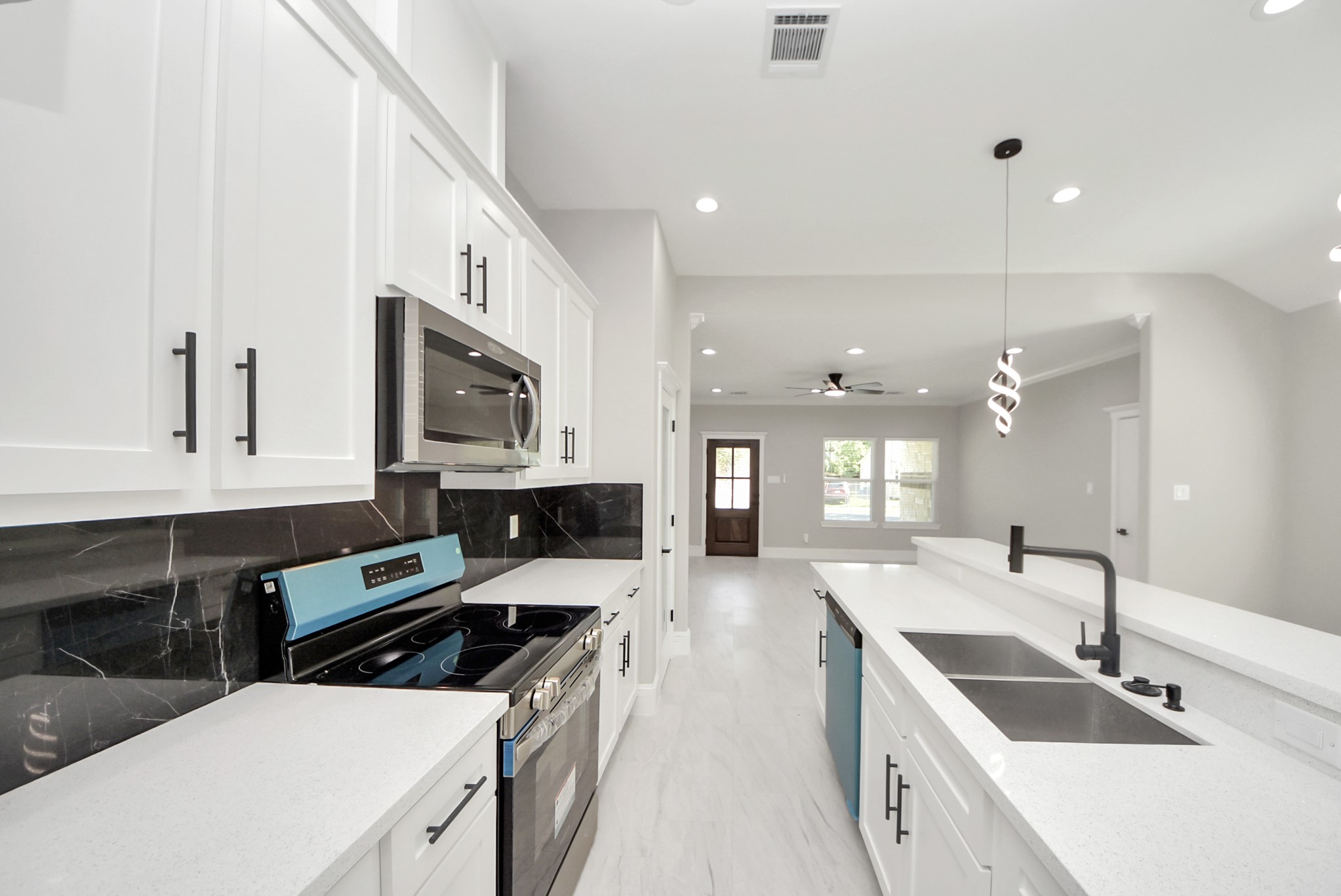 608 Miriam Street Property Photo 11