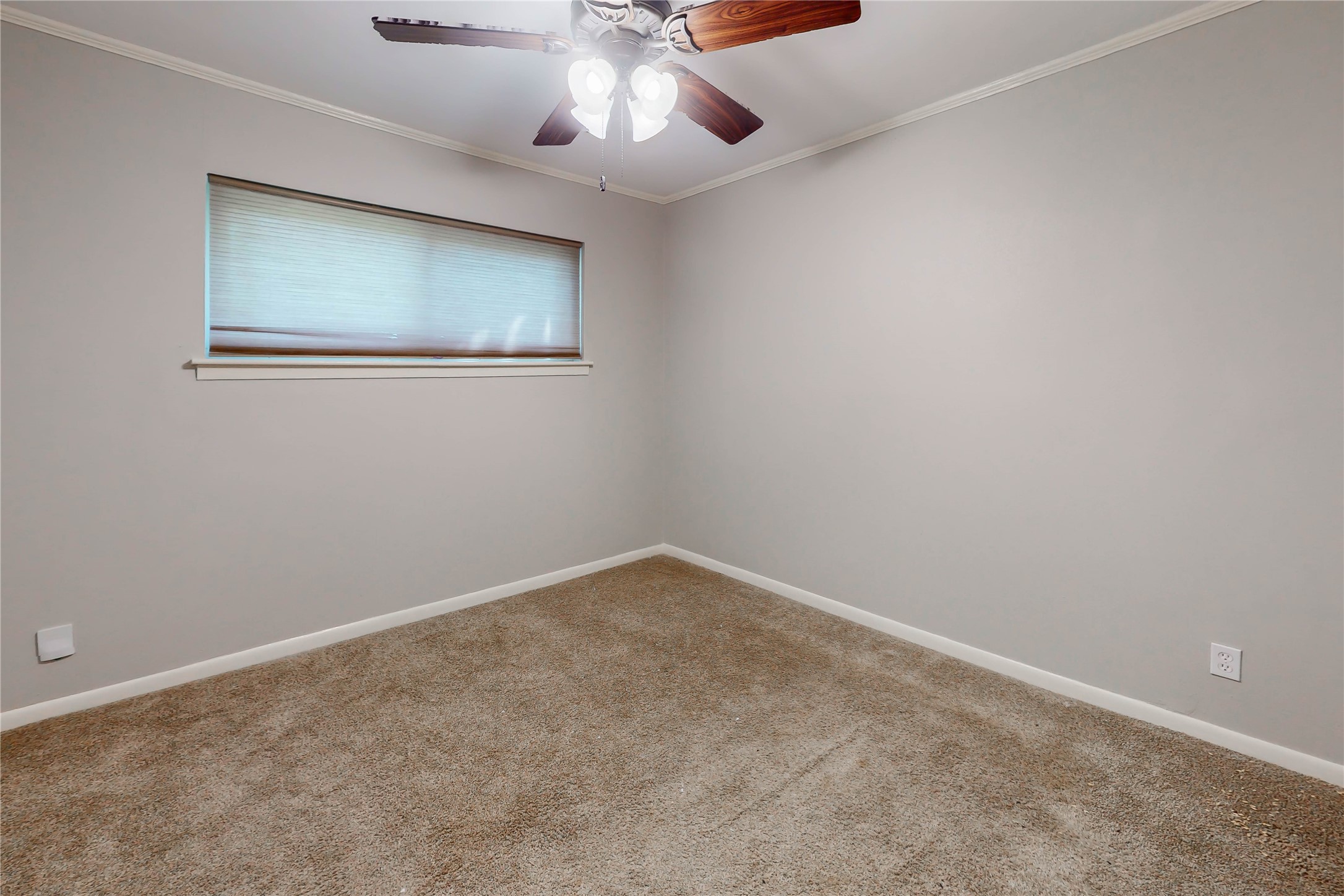 5338 Creekbend Drive Property Photo 6