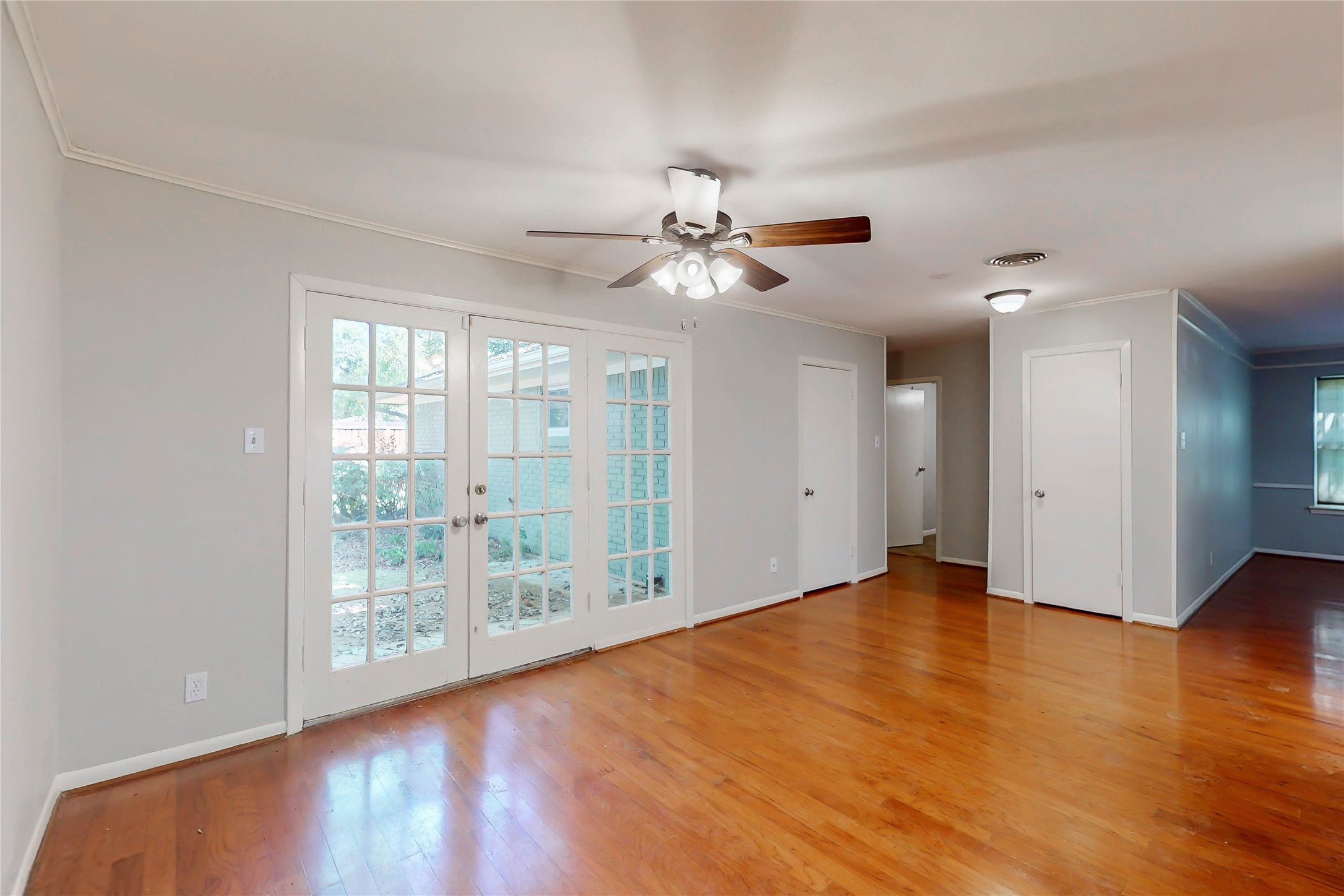 5338 Creekbend Drive Property Photo 20