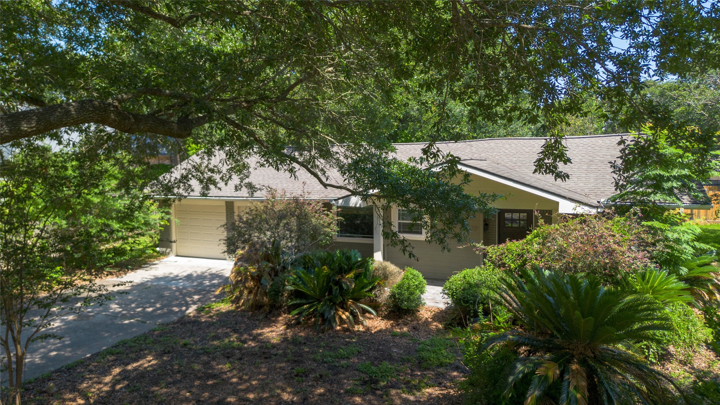 5338 Creekbend Drive Property Photo 35
