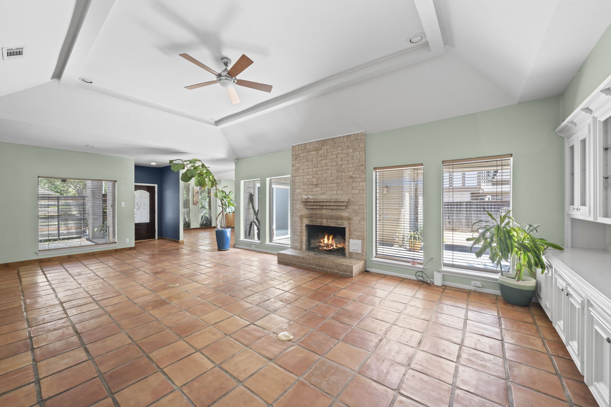 11807 Carriage Hill Drive Property Photo 16