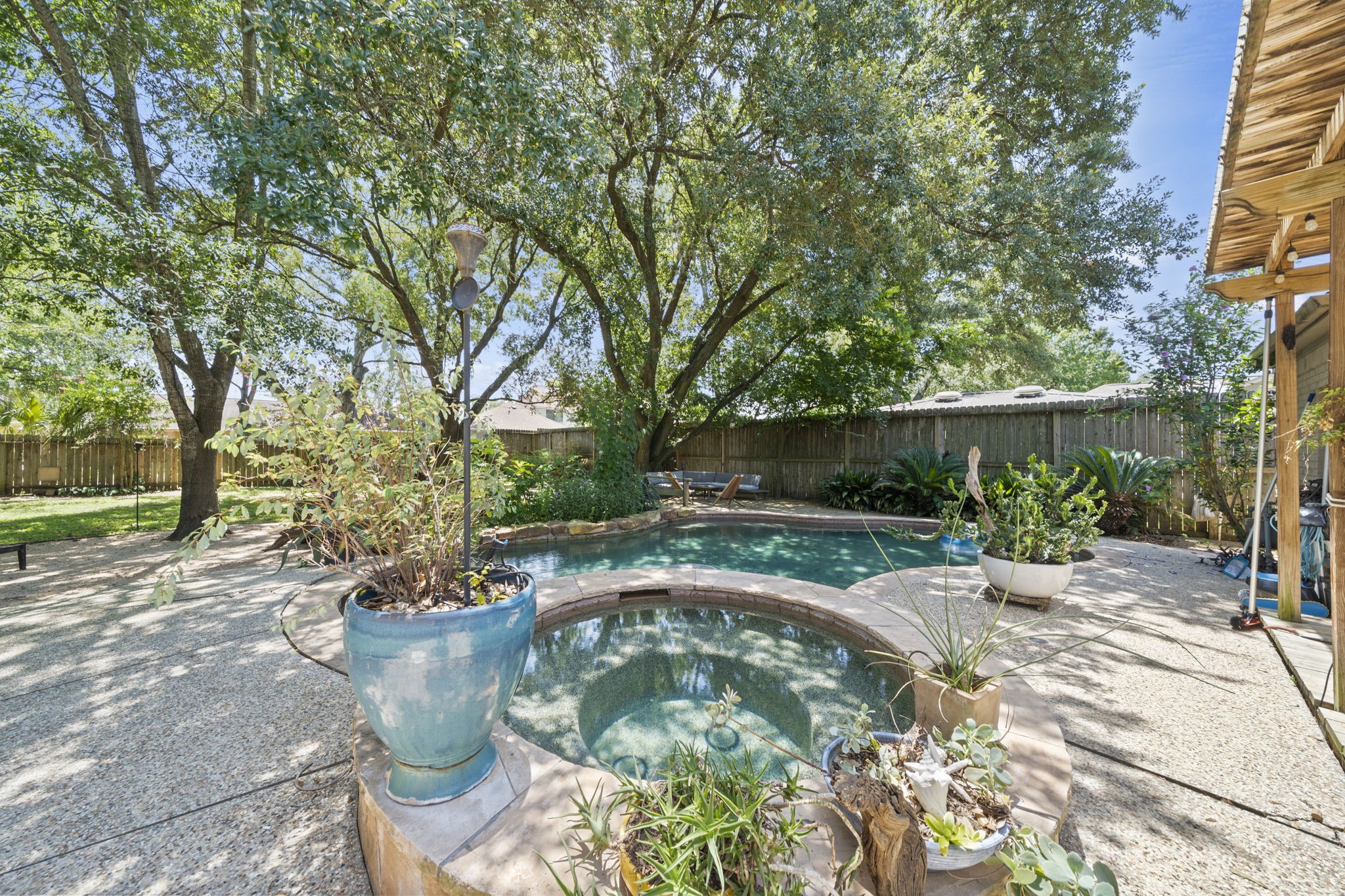 11807 Carriage Hill Drive Property Photo 33