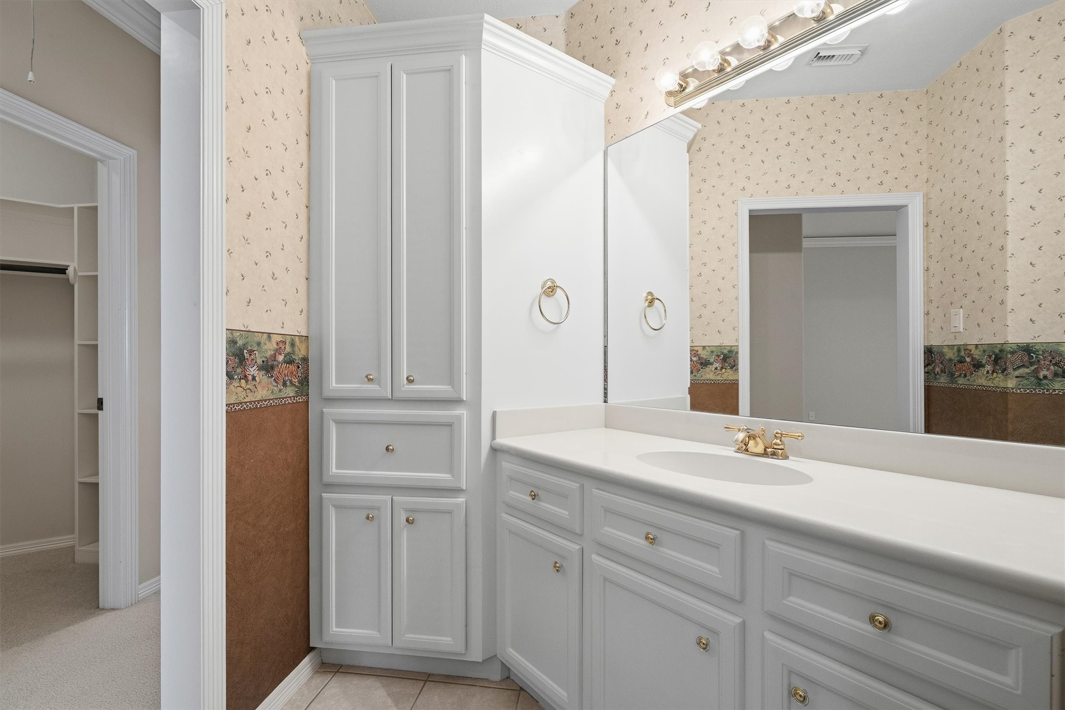 19006 Windsor Lakes Drive Property Photo 42