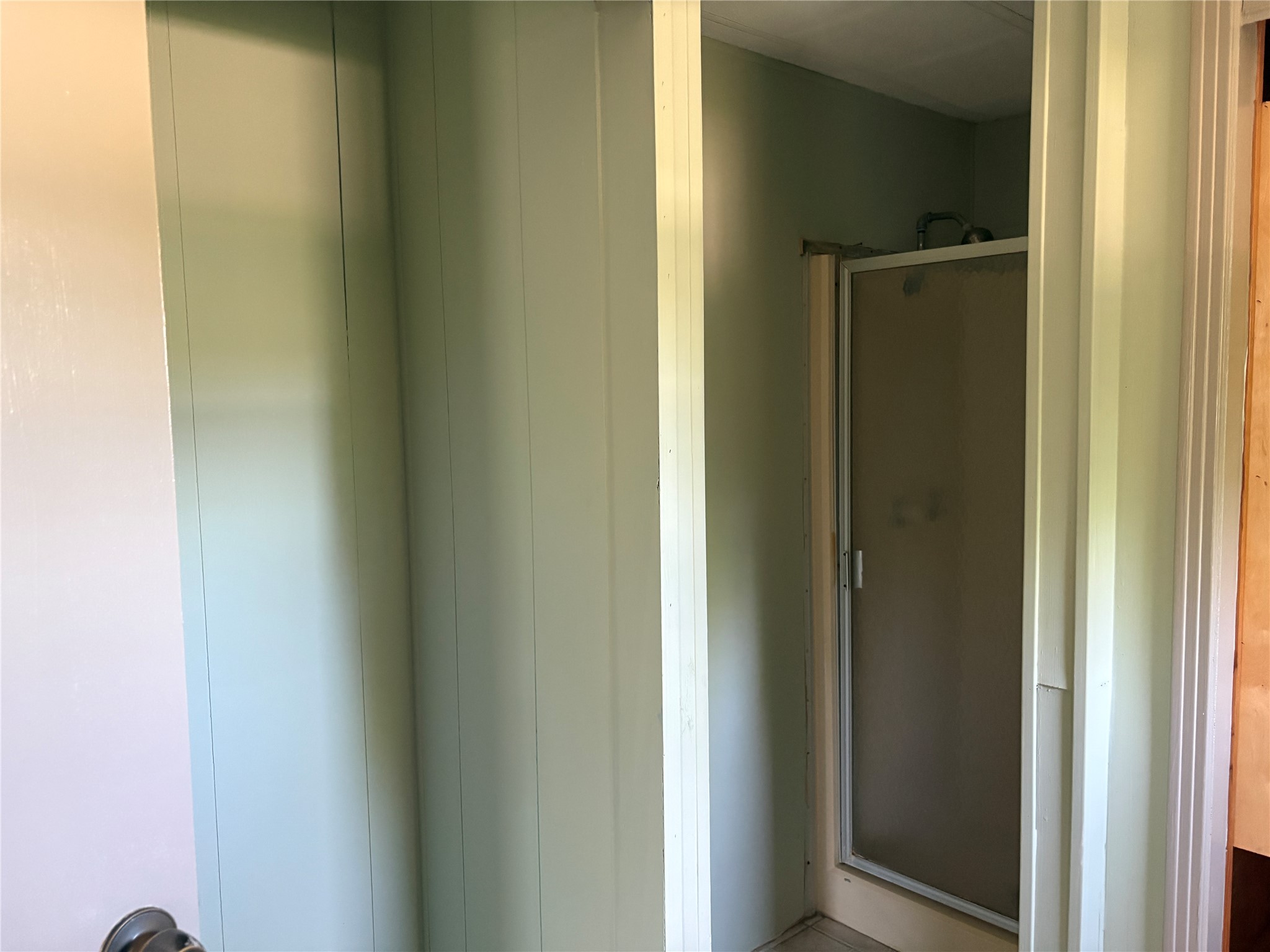 16211 N Shore Drive Property Photo 4
