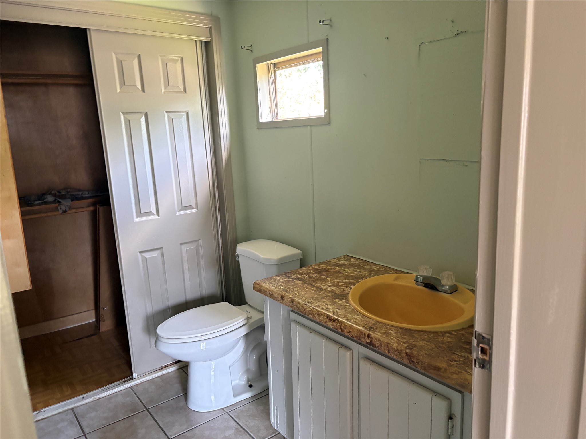 16211 N Shore Drive Property Photo 7