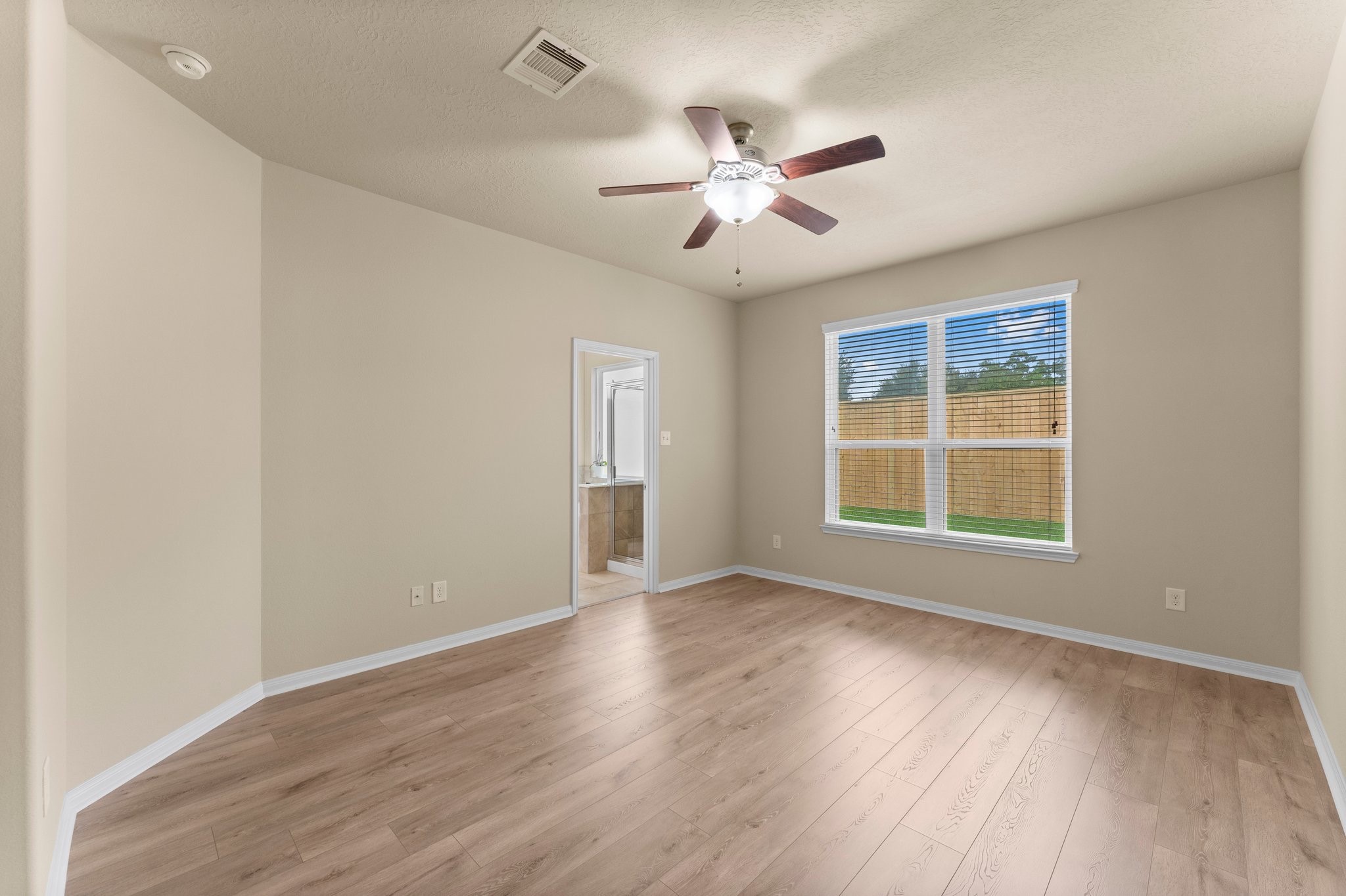 20119 Ray Falls Drive Property Photo 22