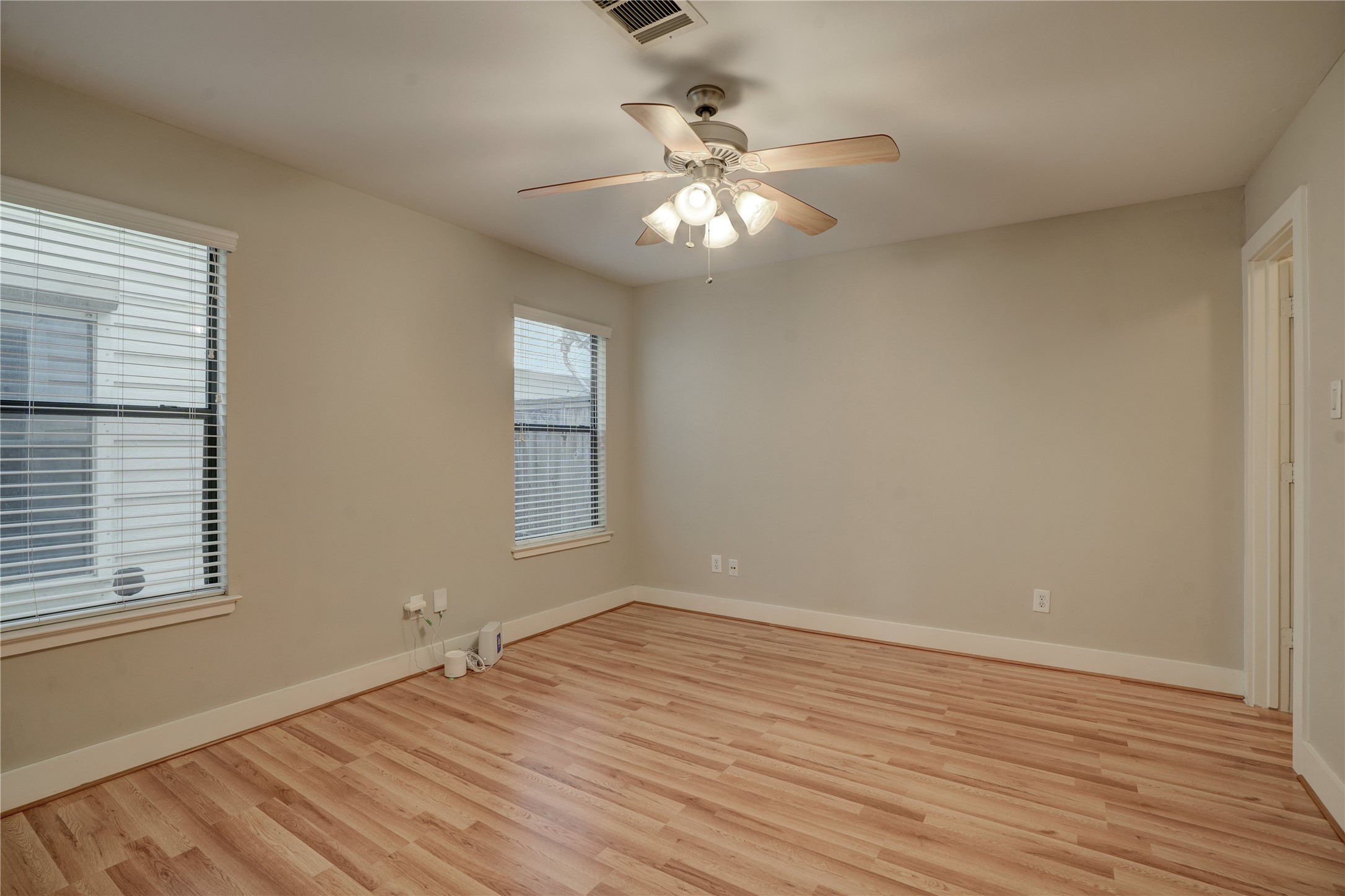 5911 Petty Street Property Photo 13
