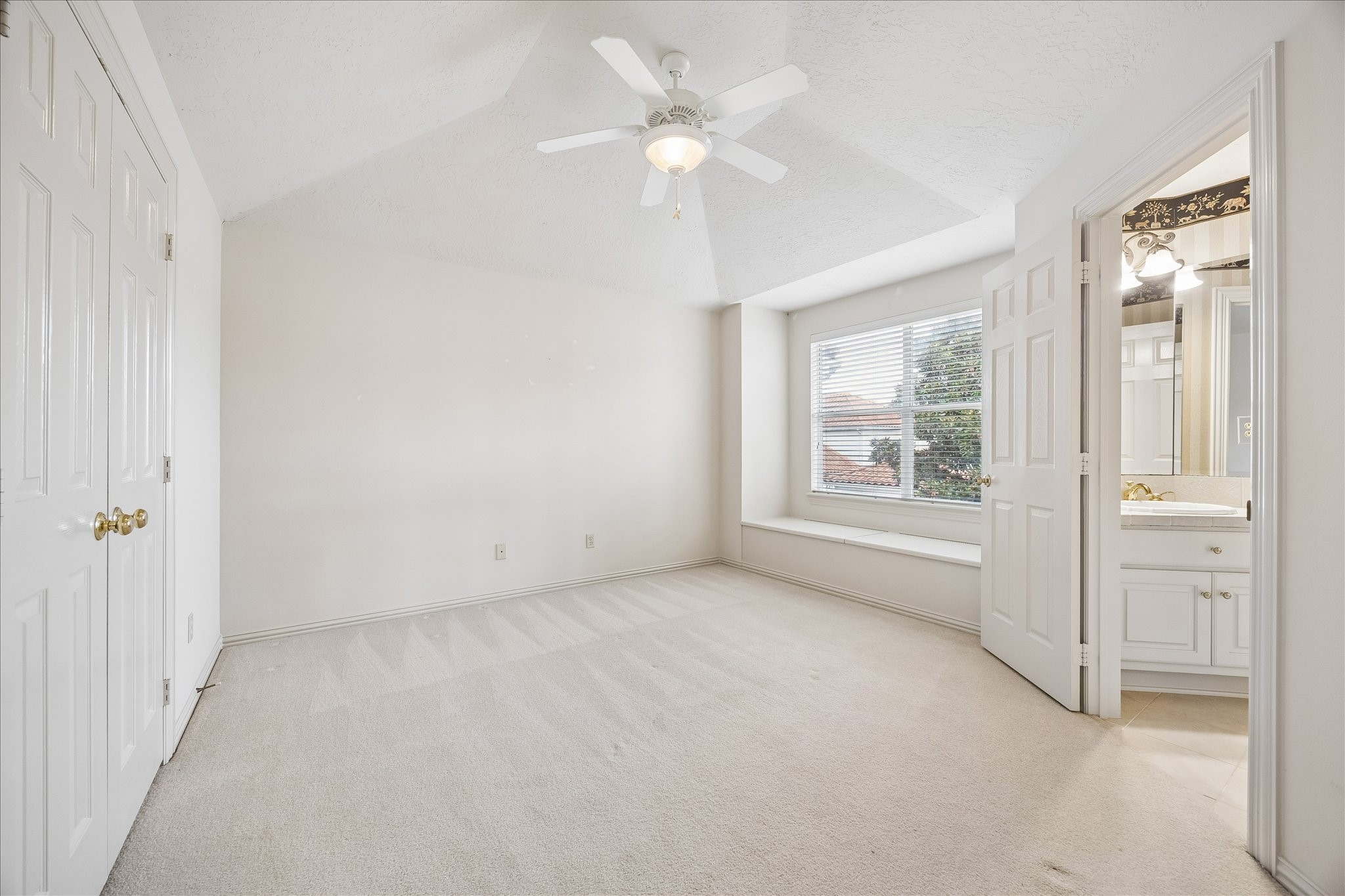 14239 Flower Creek Lane Property Photo 21