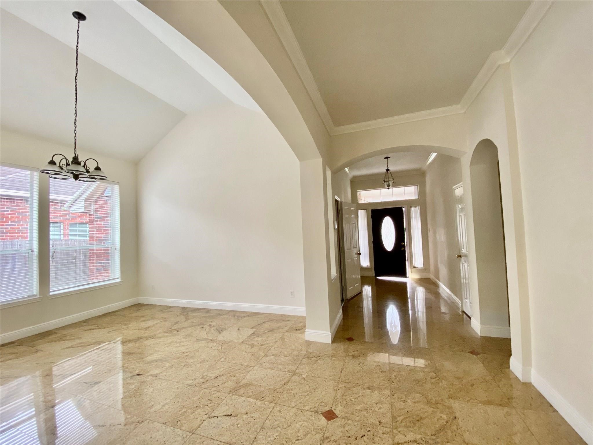 10323 Stanbrook Drive Property Photo 3