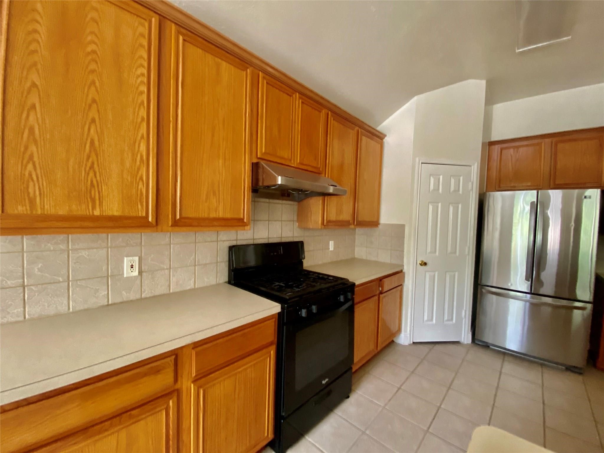 10323 Stanbrook Drive Property Photo 11