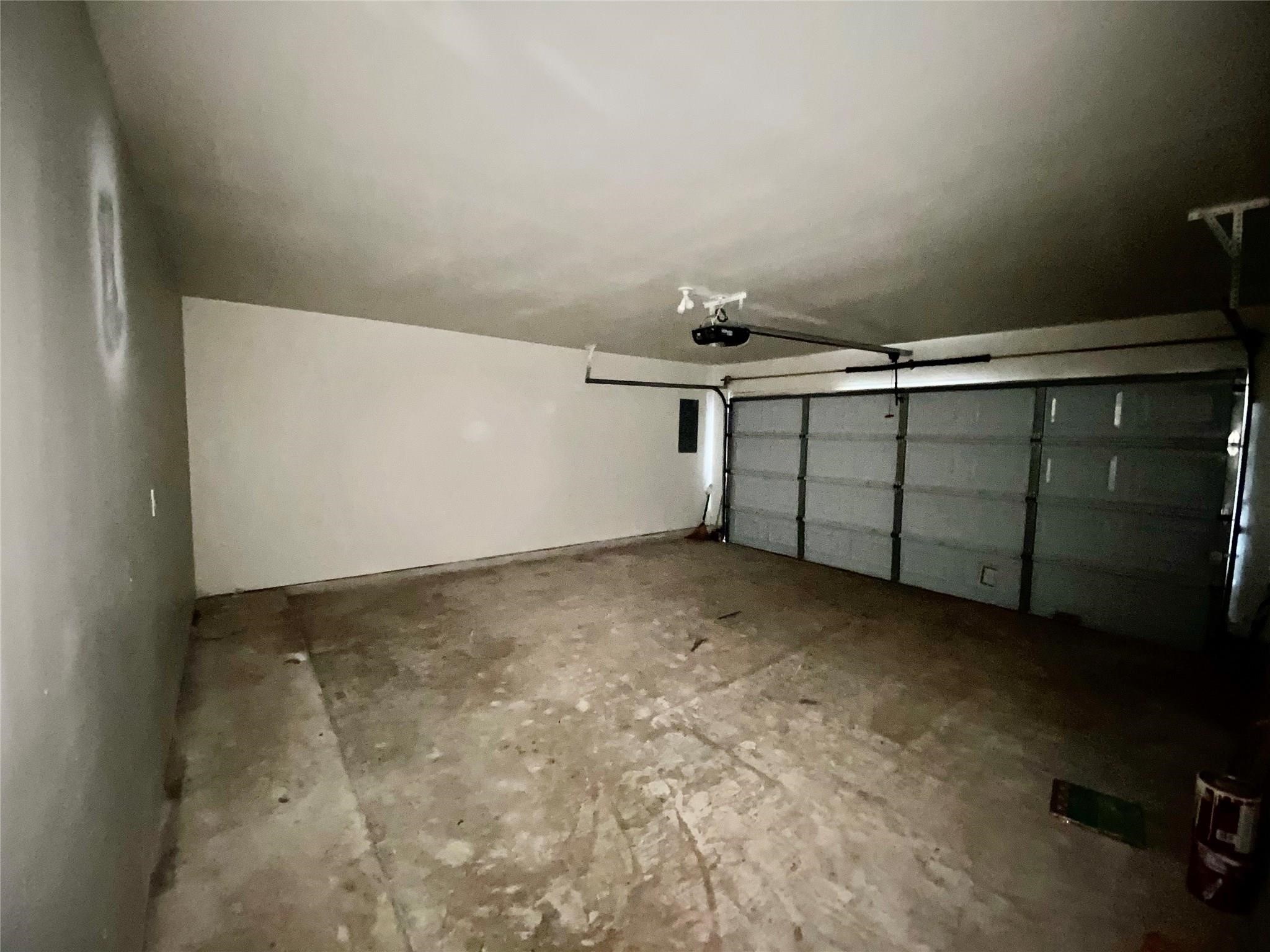 10323 Stanbrook Drive Property Photo 27