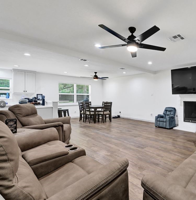 2630 Centurian Circle Property Photo 3