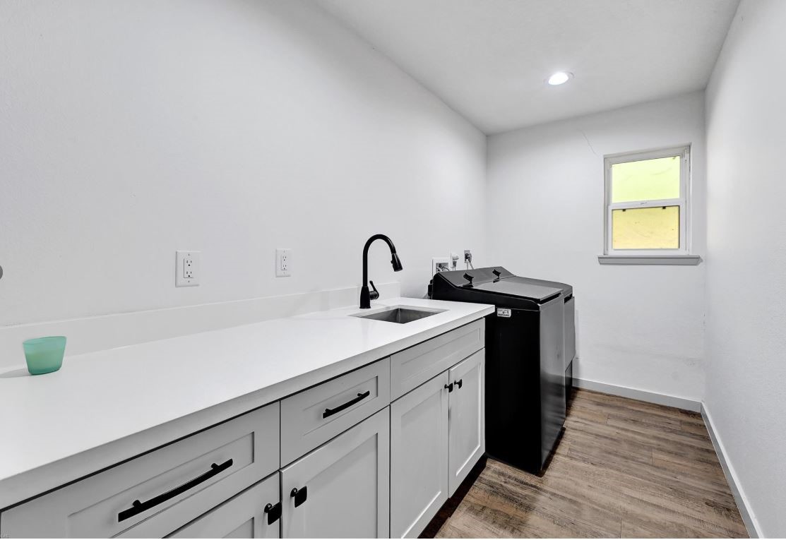 2630 Centurian Circle Property Photo 17