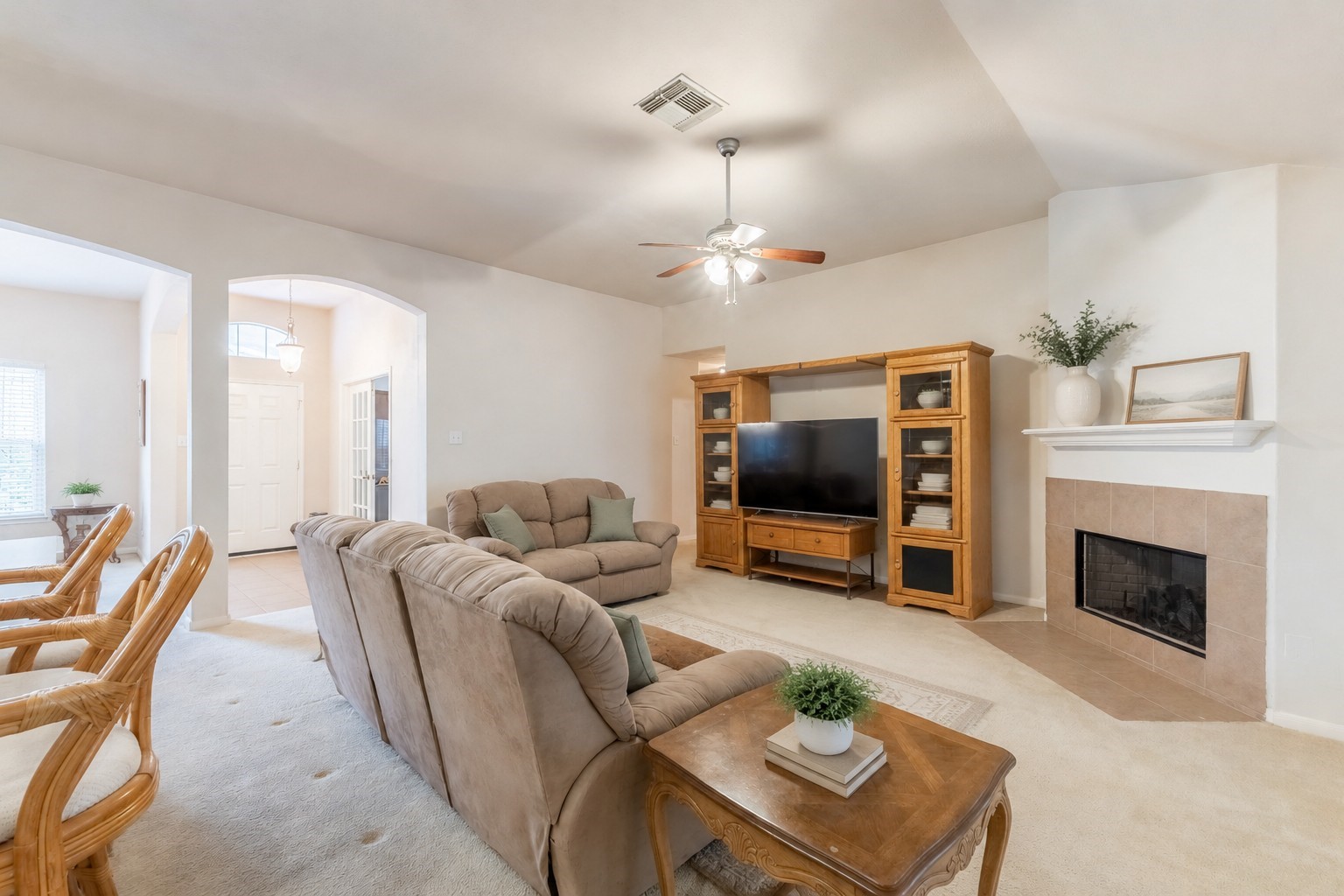1102 Wiley Drive Property Photo 5