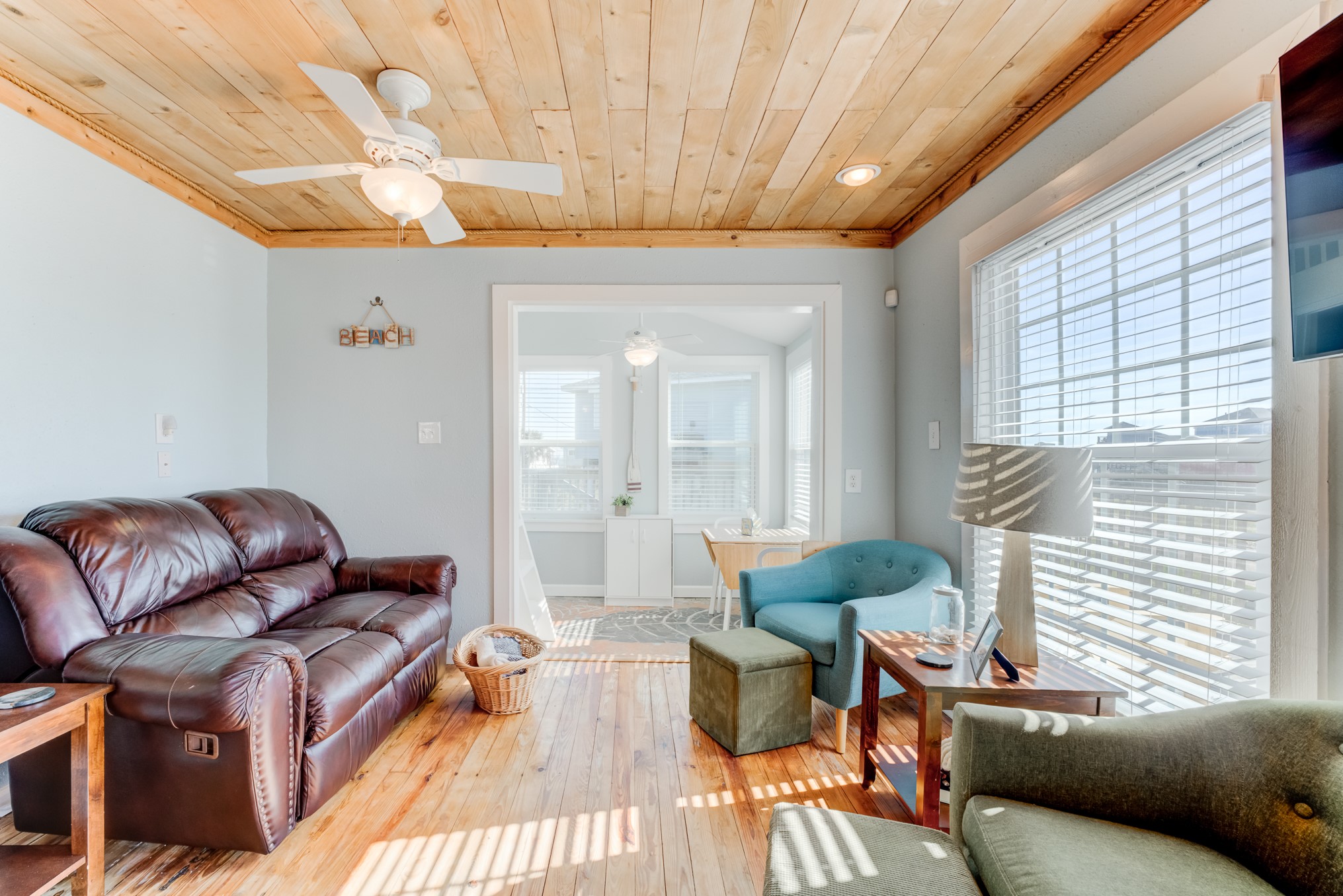 4211 Surf Drive Property Photo 19
