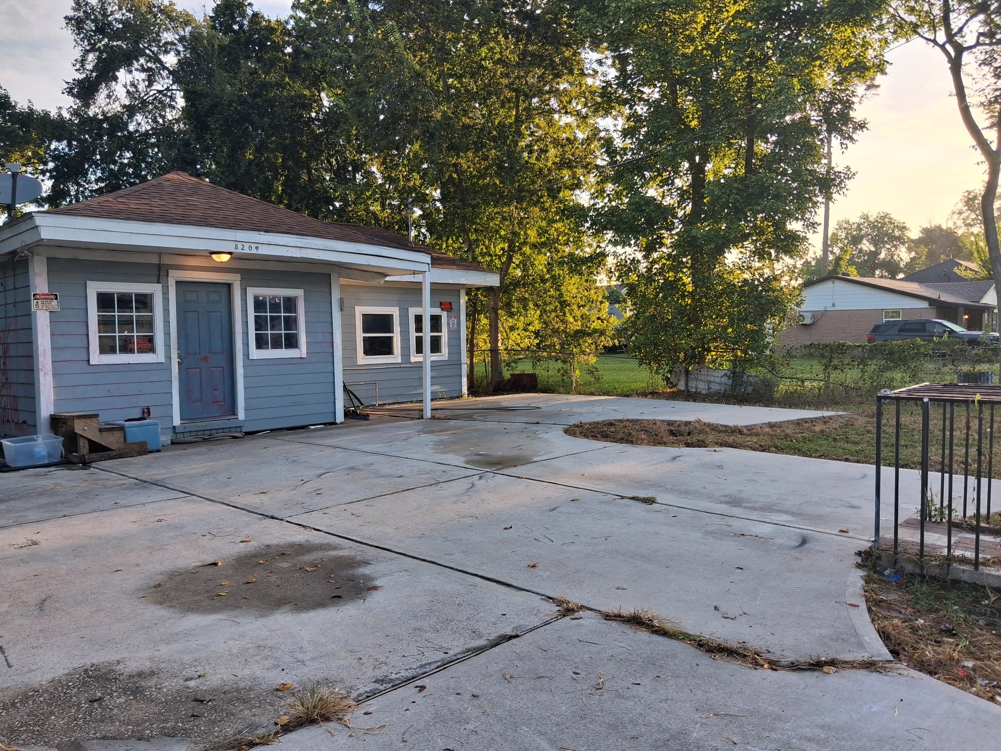 8029 Woodlyn Road Property Photo 1
