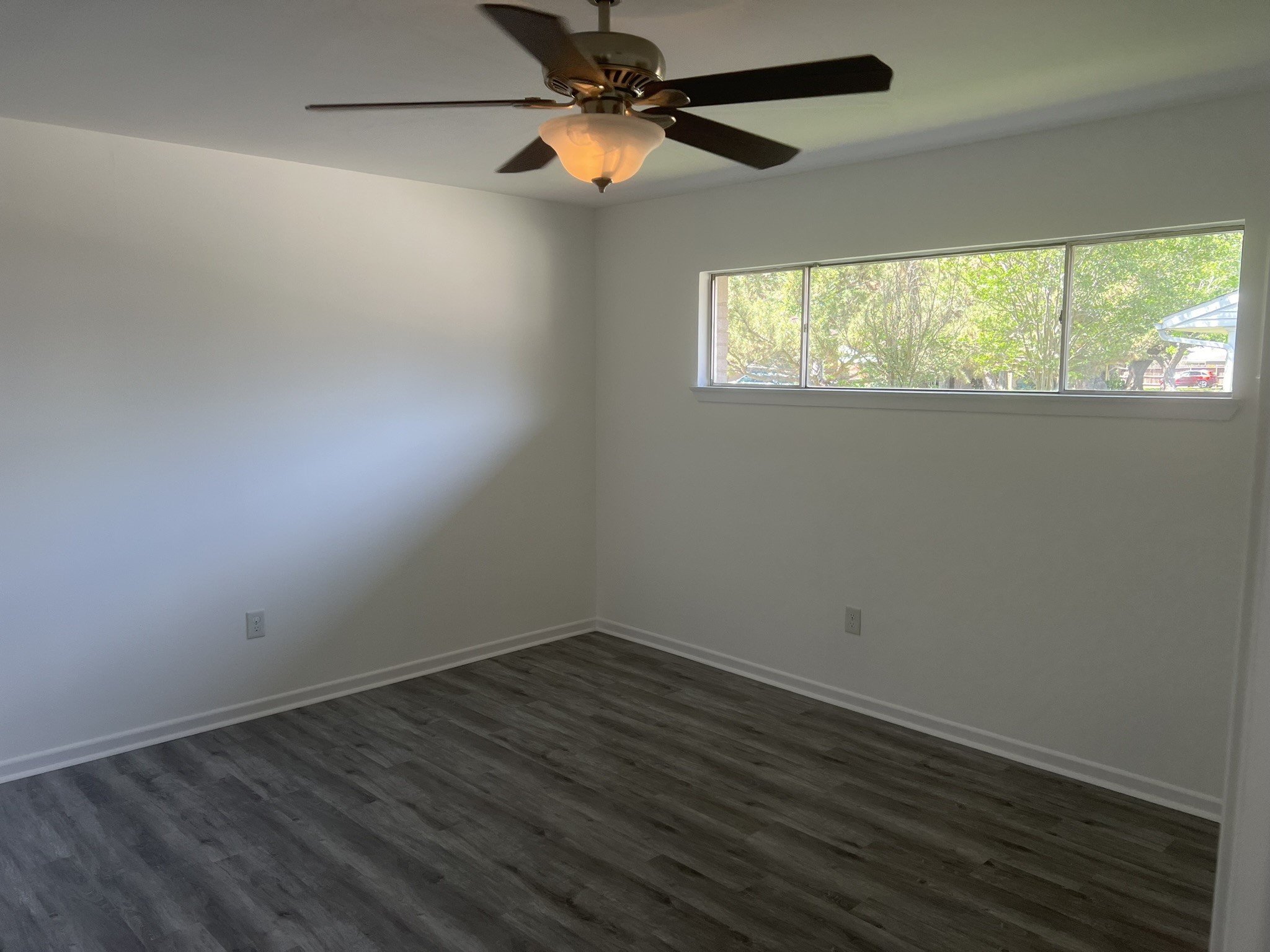 9007 Dunlap Street Property Photo 22