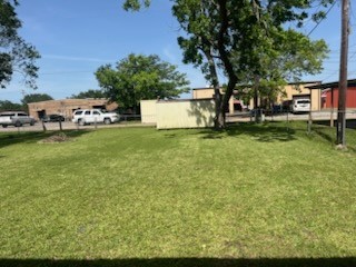 1029 N Chenango Street Property Photo 8
