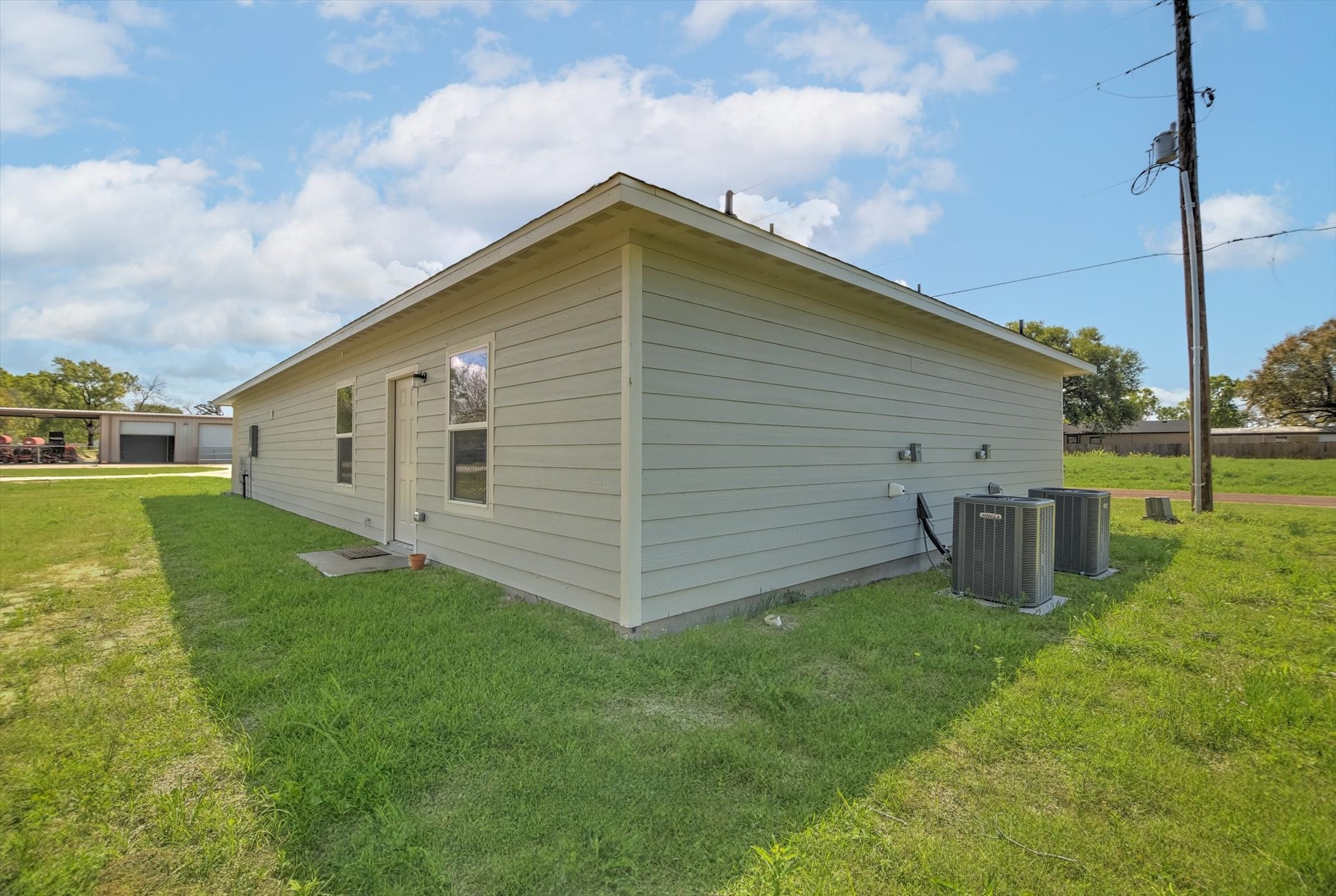 609 Canal Street Property Photo 3