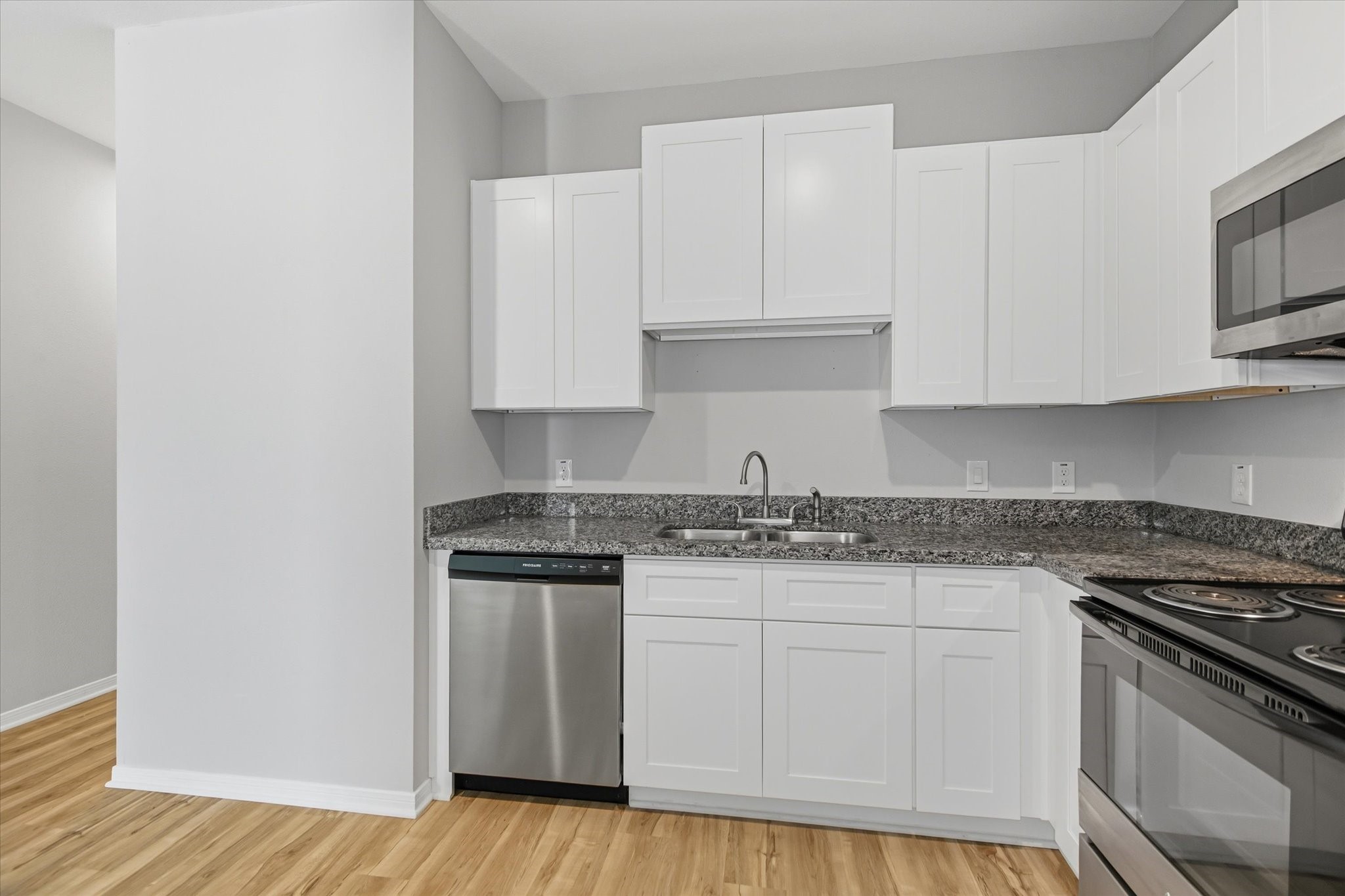 609 Canal Street Property Photo 4