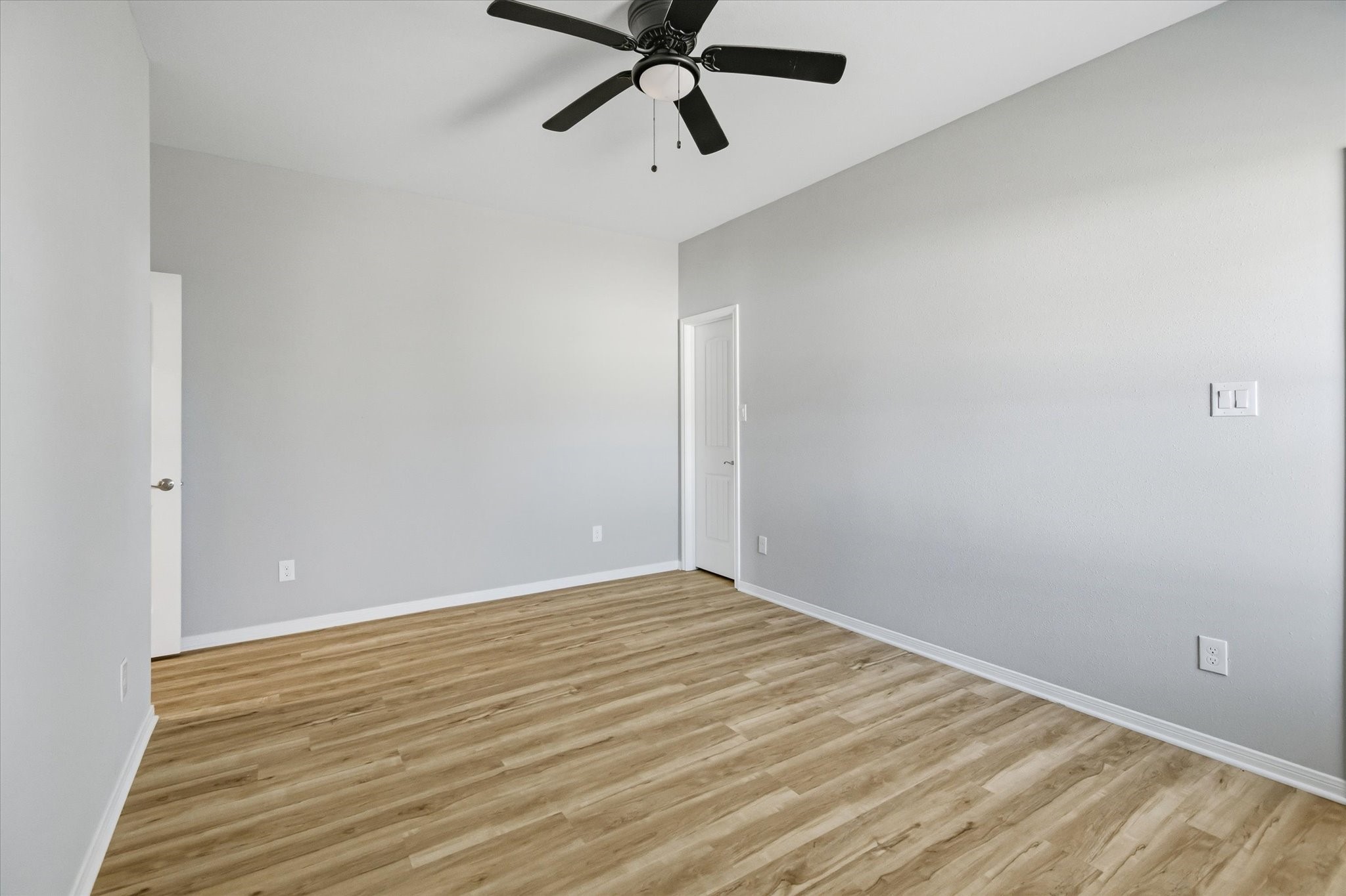 609 Canal Street Property Photo 14