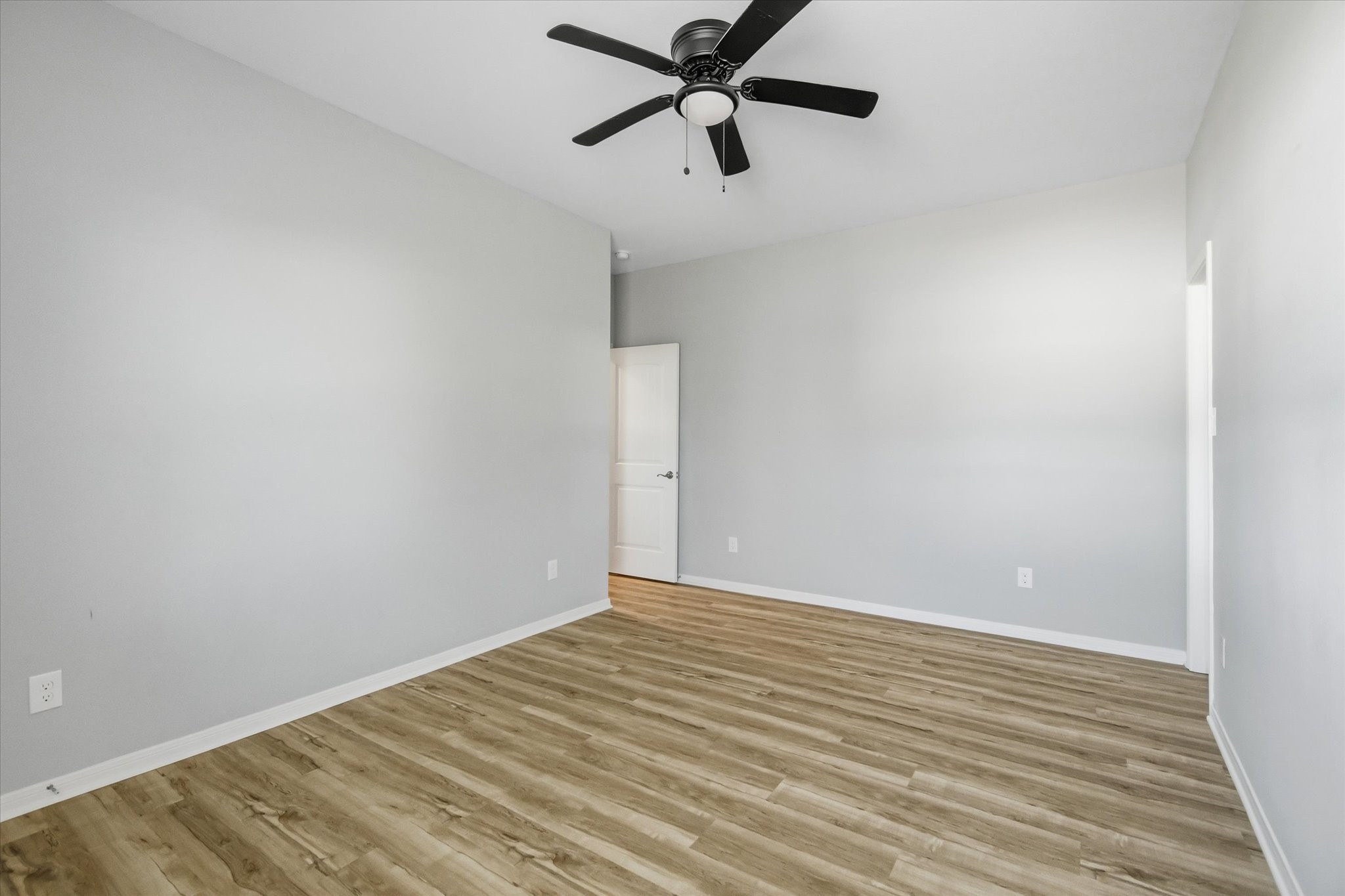 609 Canal Street Property Photo 15