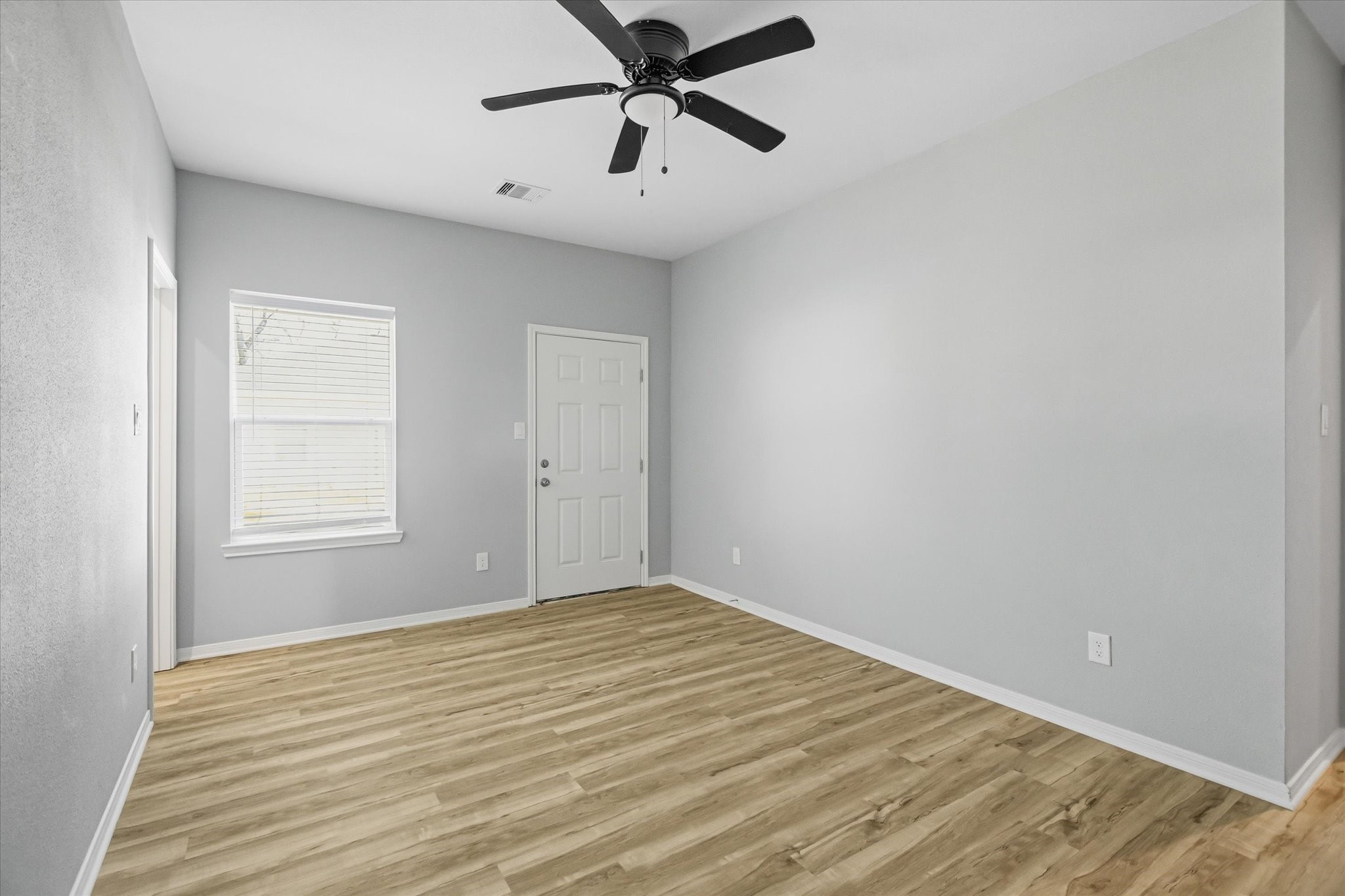 609 Canal Street Property Photo 16