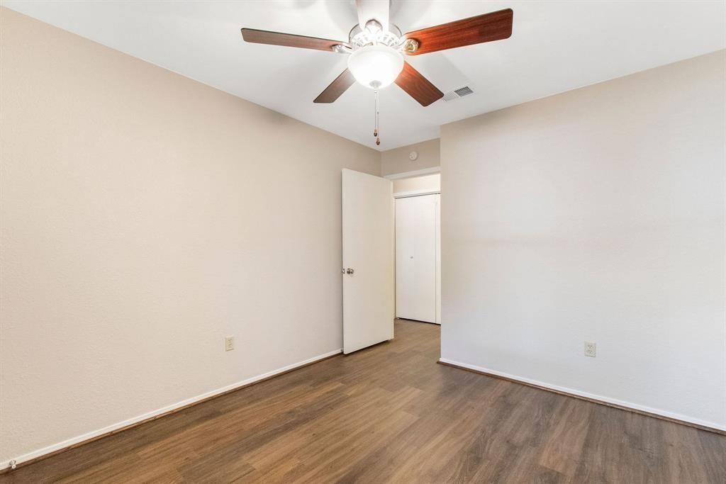 108 N Deerfoot Circle Property Photo 8