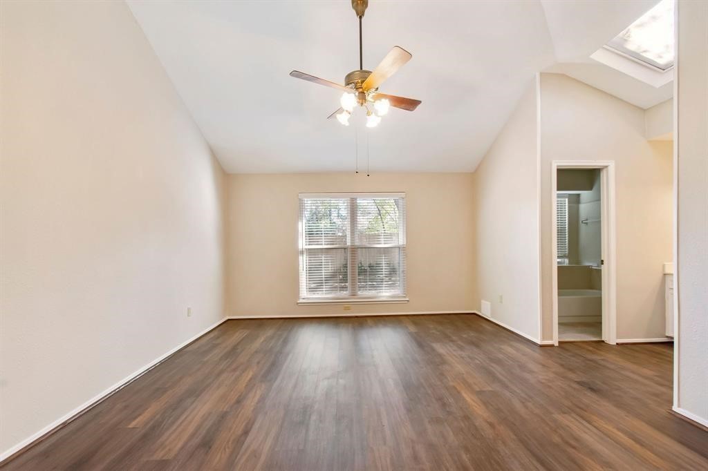108 N Deerfoot Circle Property Photo 11