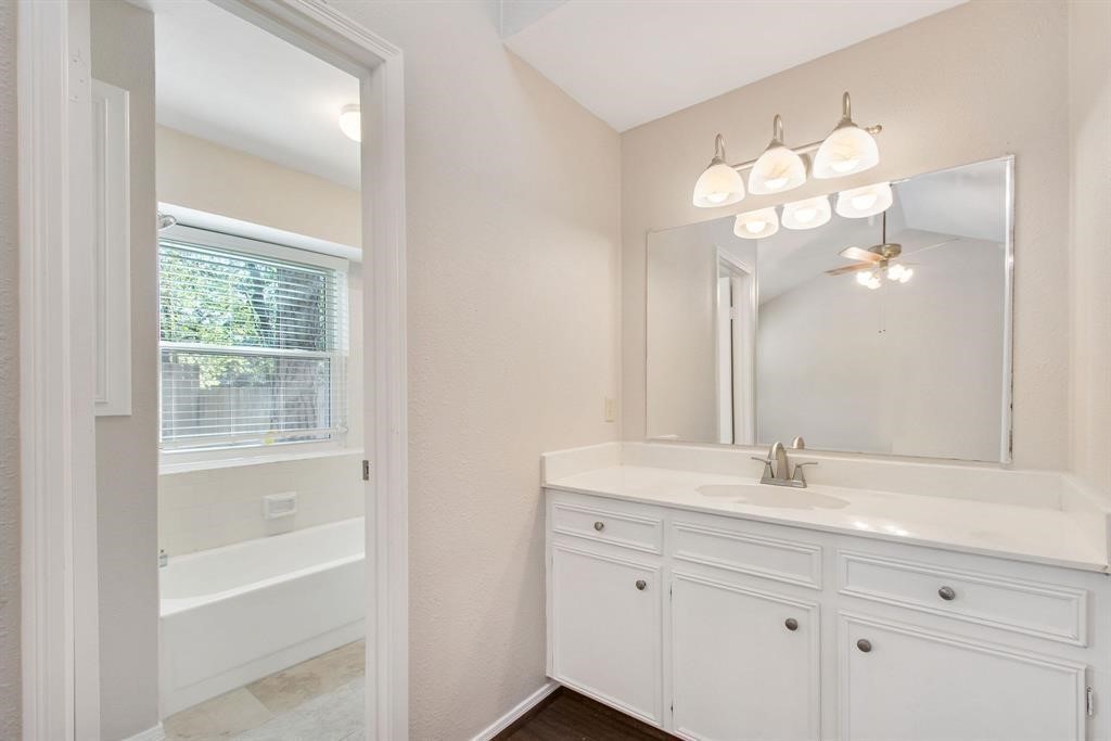 108 N Deerfoot Circle Property Photo 16