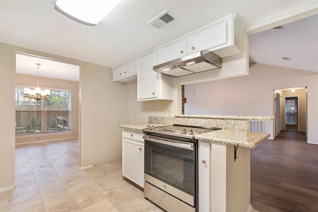108 N Deerfoot Circle Property Photo 25