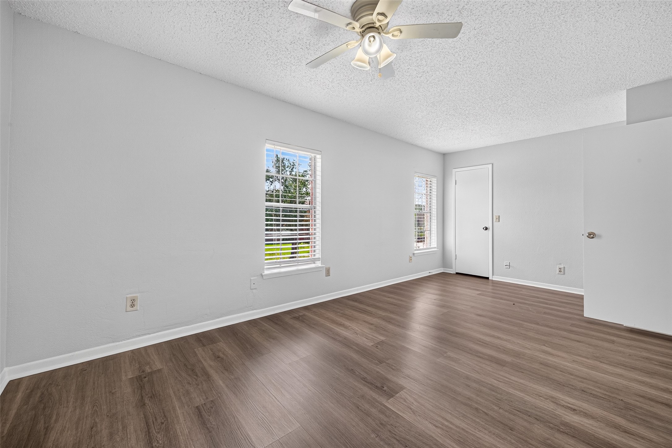 4419 Treasure Trl Property Photo 16