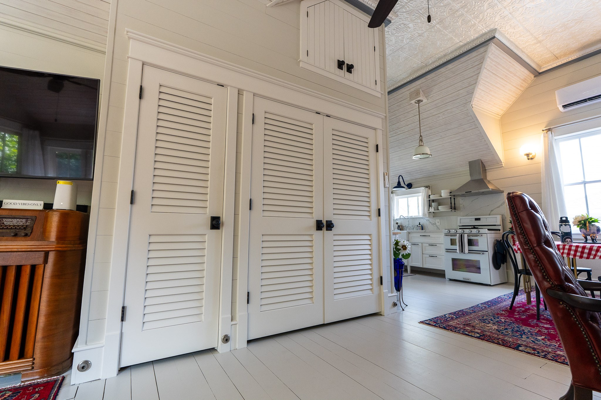 1841 Cortlandt Street Property Photo 40