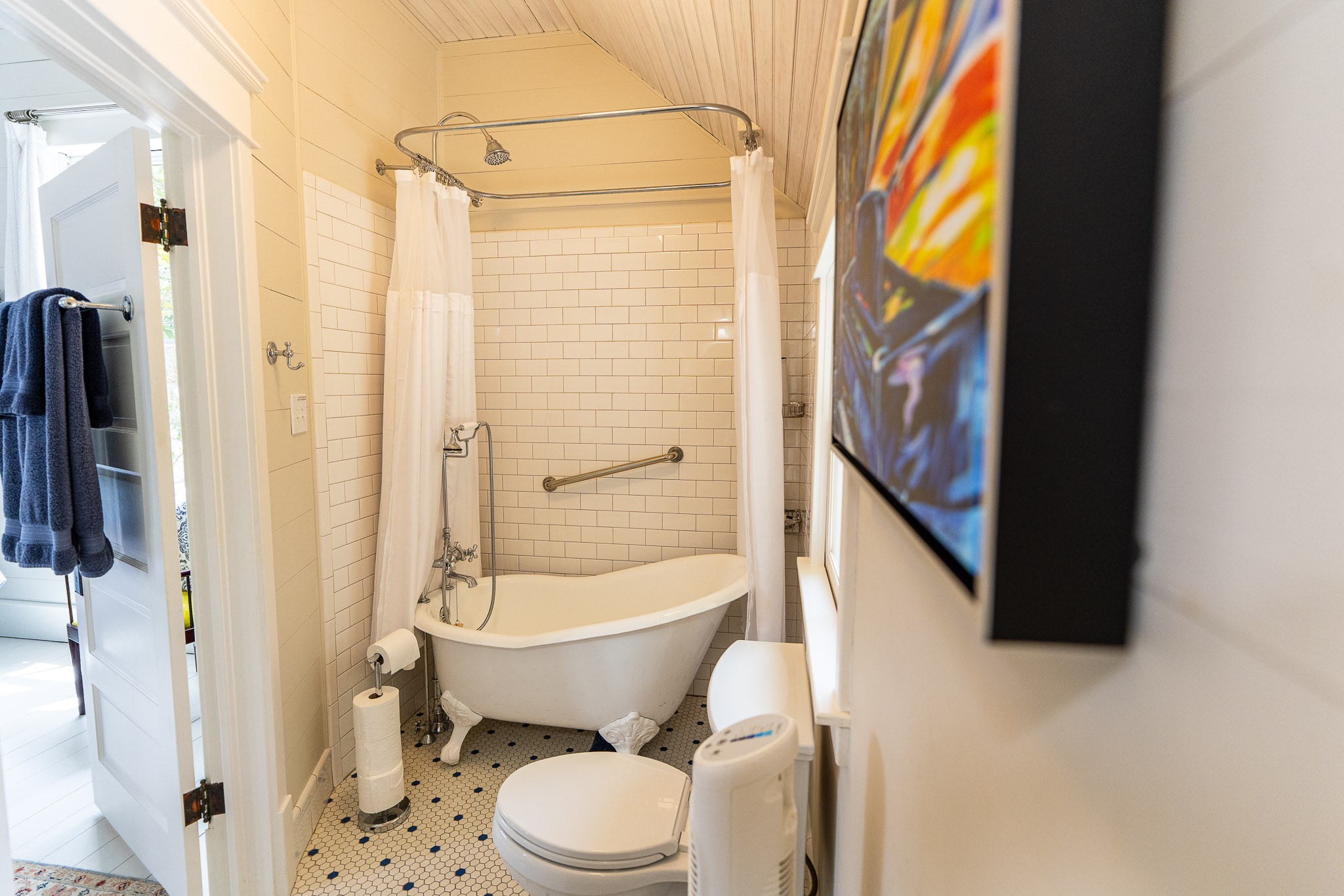 1841 Cortlandt Street Property Photo 43
