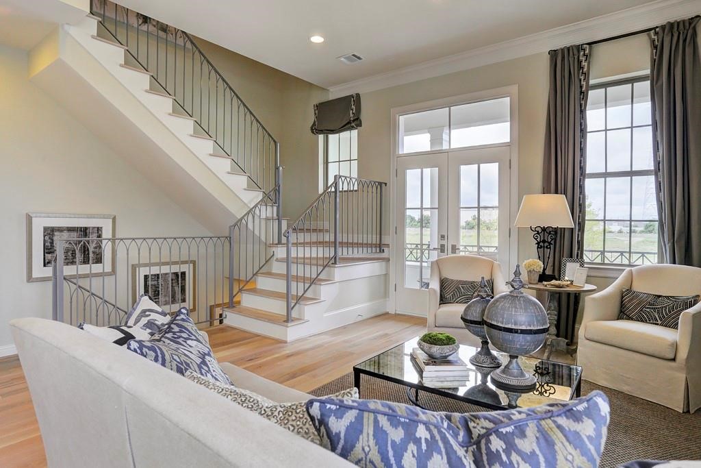 210 Morningside Park Street Property Photo 8