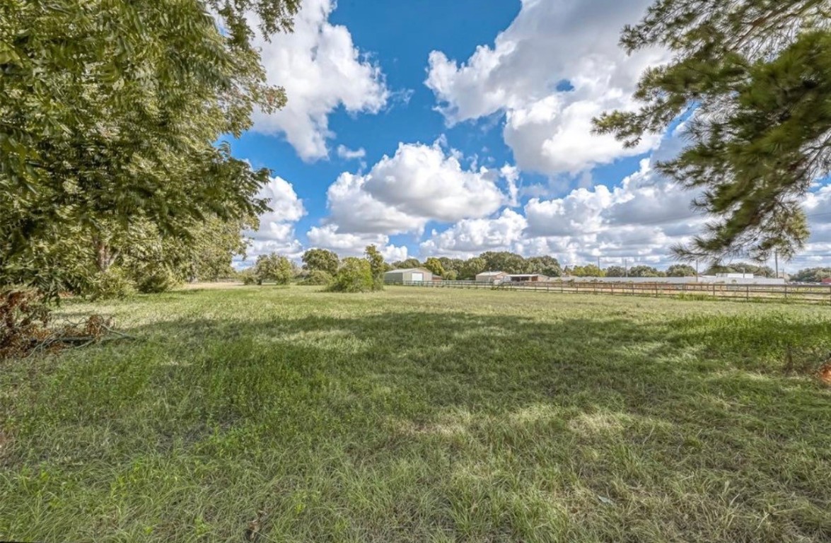 17303 Swansbury Drive Property Photo 23