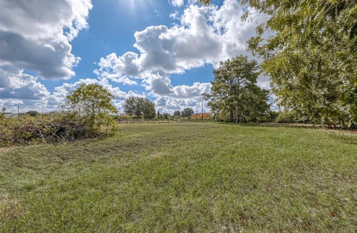17303 Swansbury Drive Property Photo 25