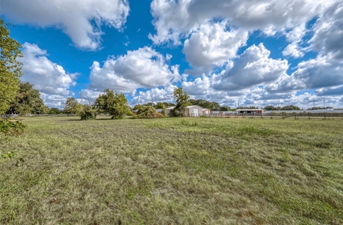 17303 Swansbury Drive Property Photo 31
