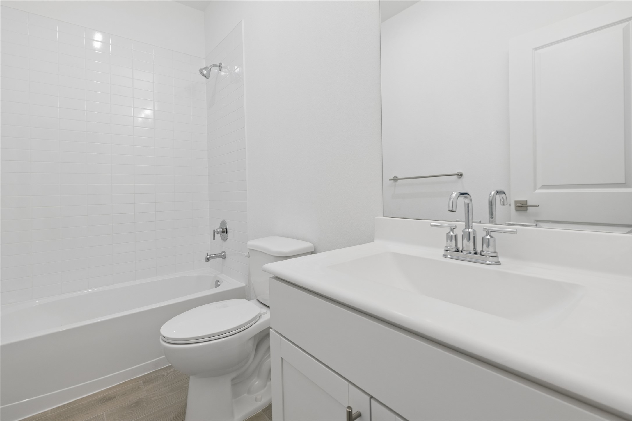8434 Tranquil Bay Court Property Photo 5