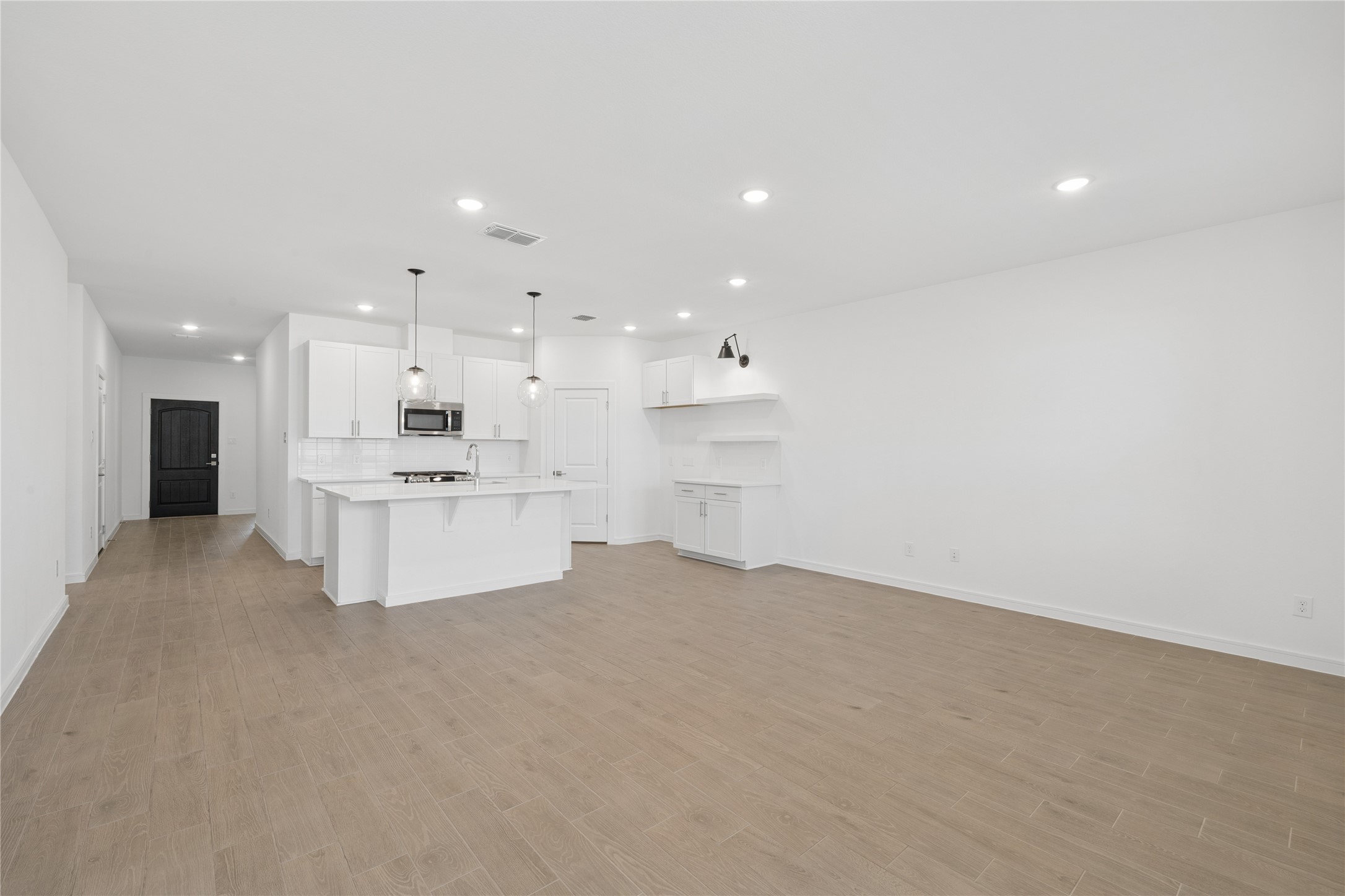 8434 Tranquil Bay Court Property Photo 8