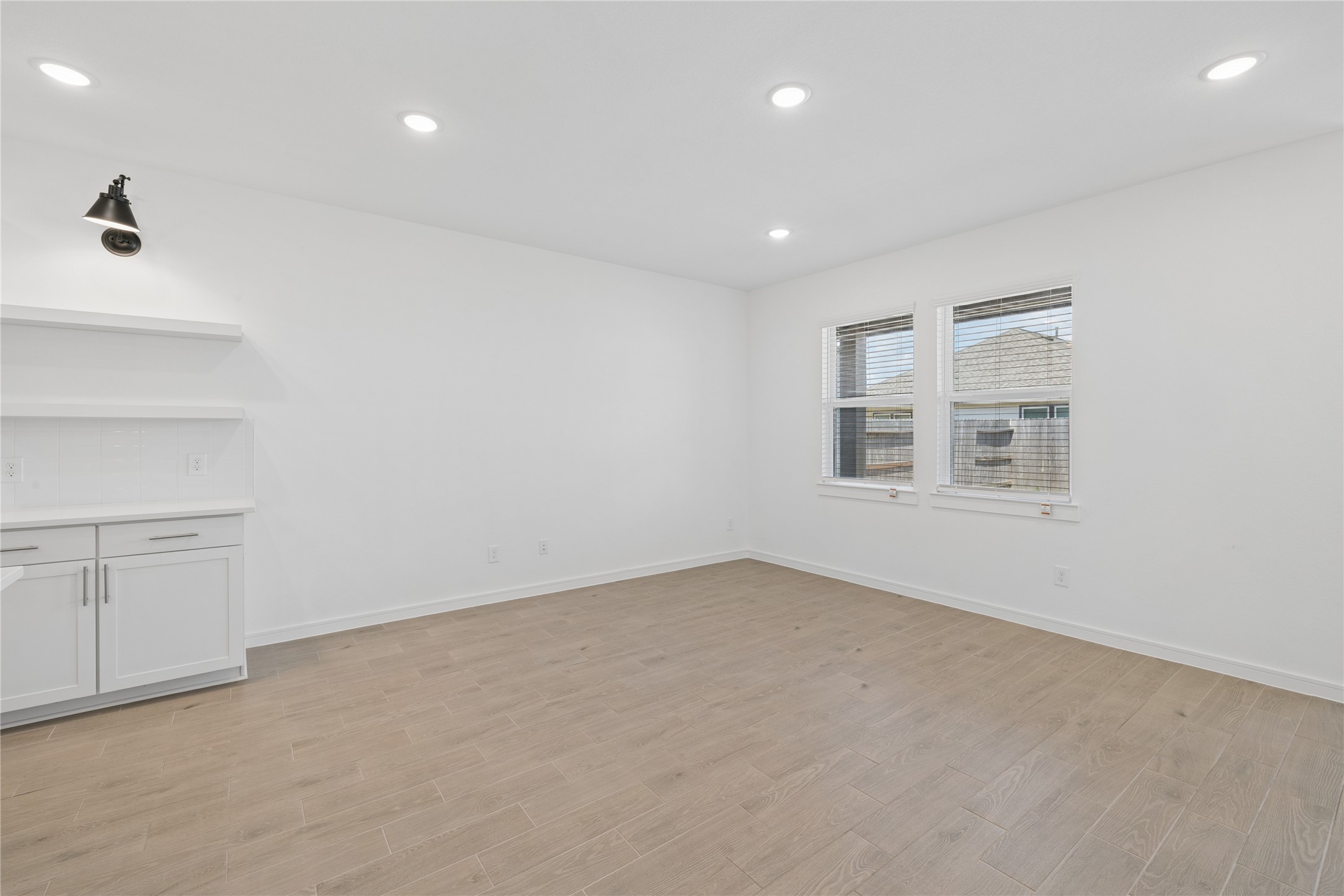 8434 Tranquil Bay Court Property Photo 11