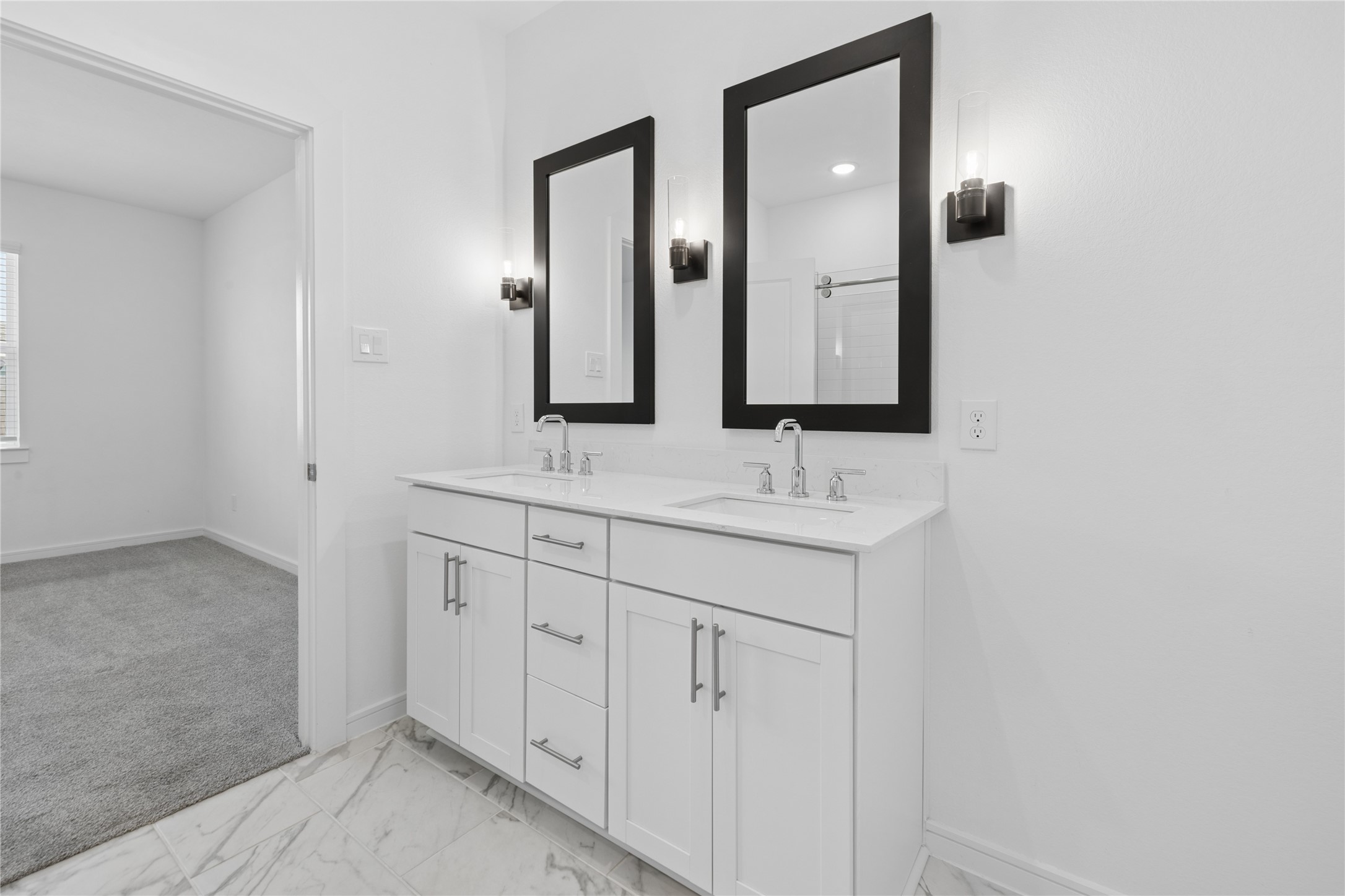 8434 Tranquil Bay Court Property Photo 15