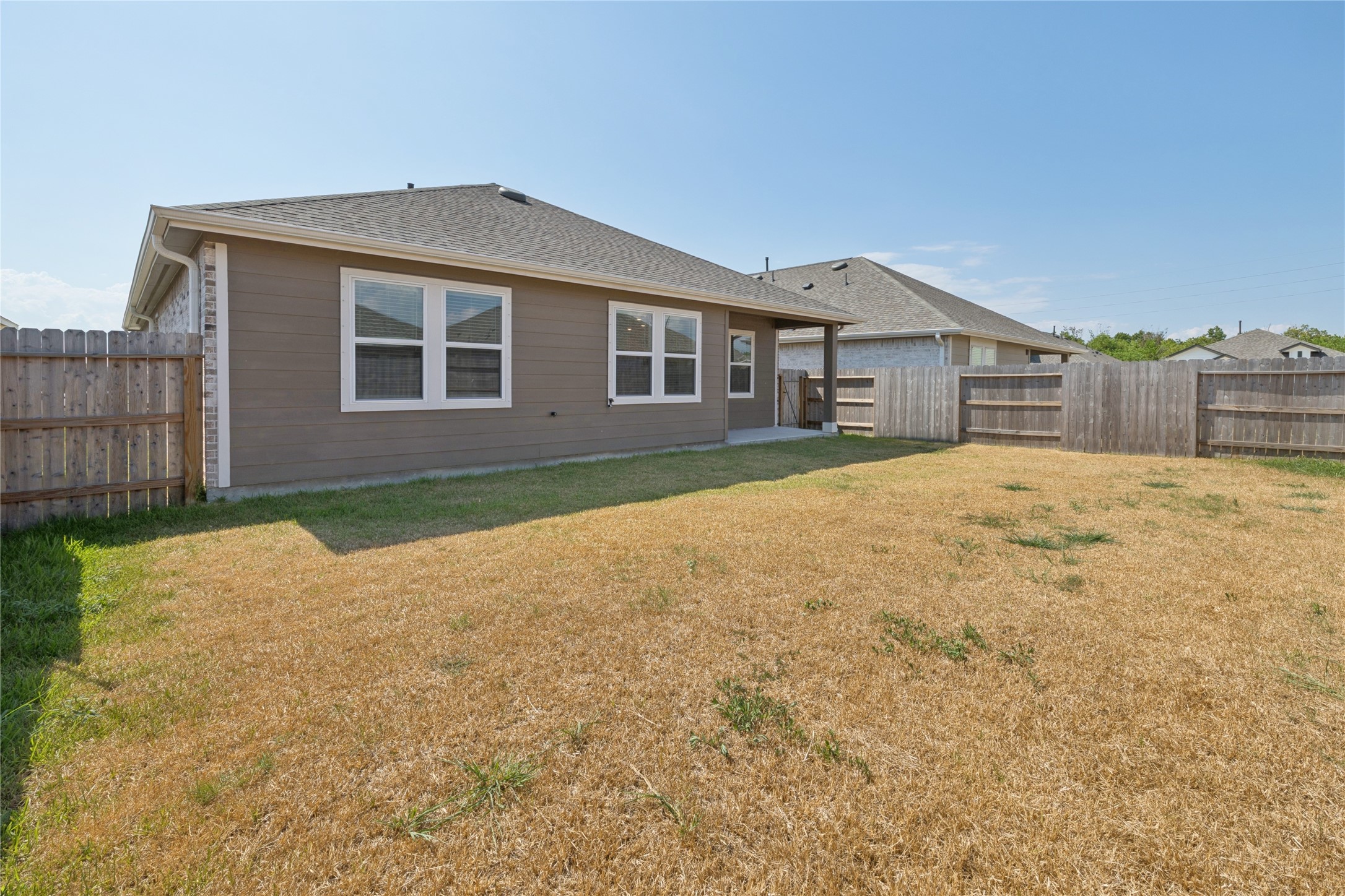 8434 Tranquil Bay Court Property Photo 18