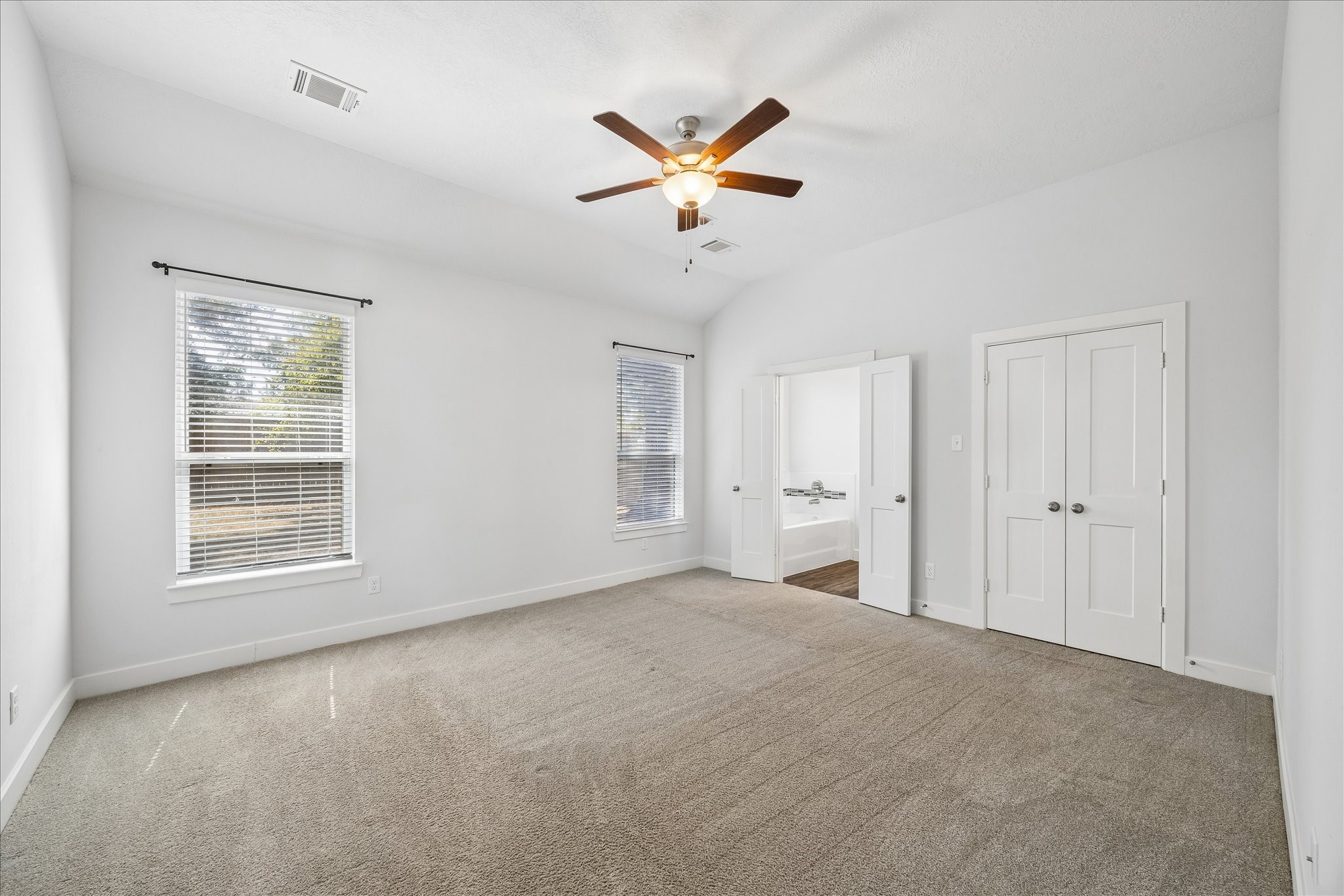260 Shoreview Drive Property Photo 7