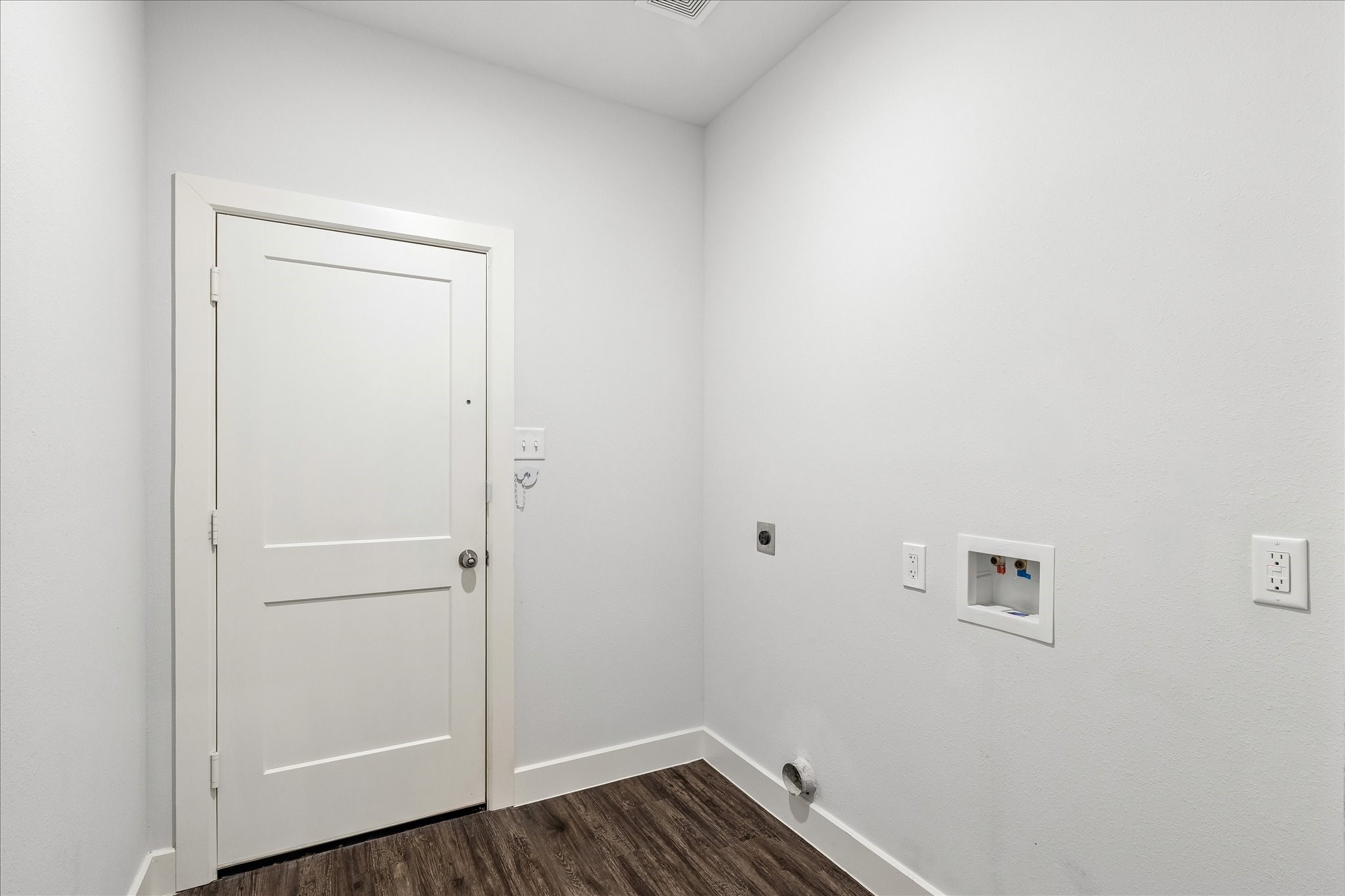 260 Shoreview Drive Property Photo 16