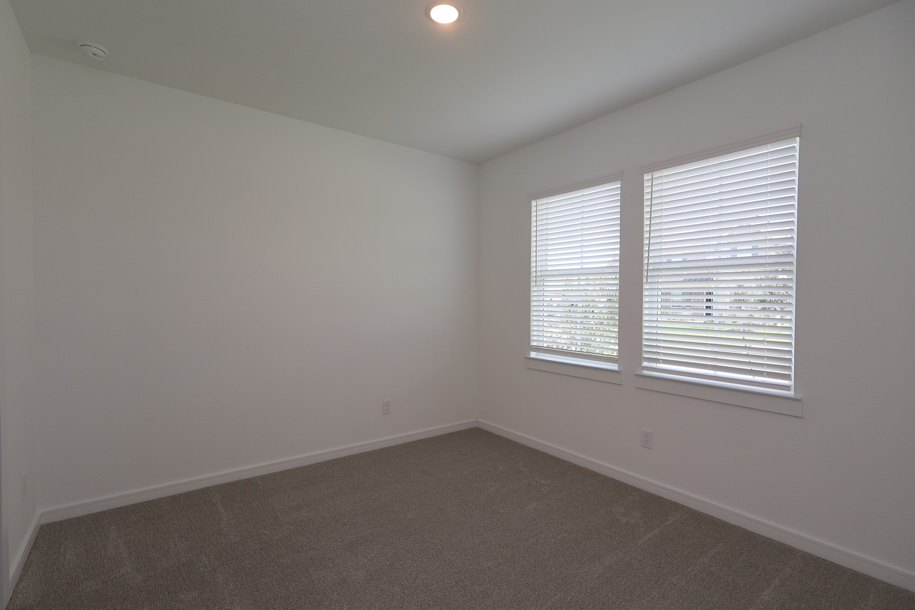 12111 Upper Meadows Avenue Property Photo 2