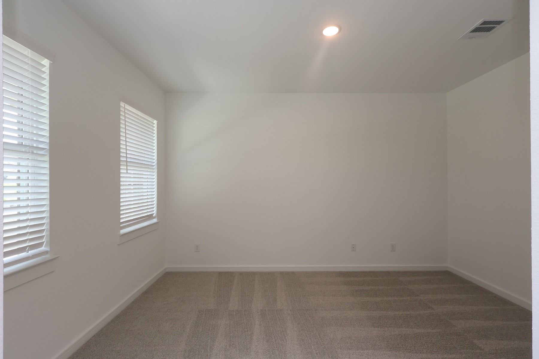 12111 Upper Meadows Avenue Property Photo 3